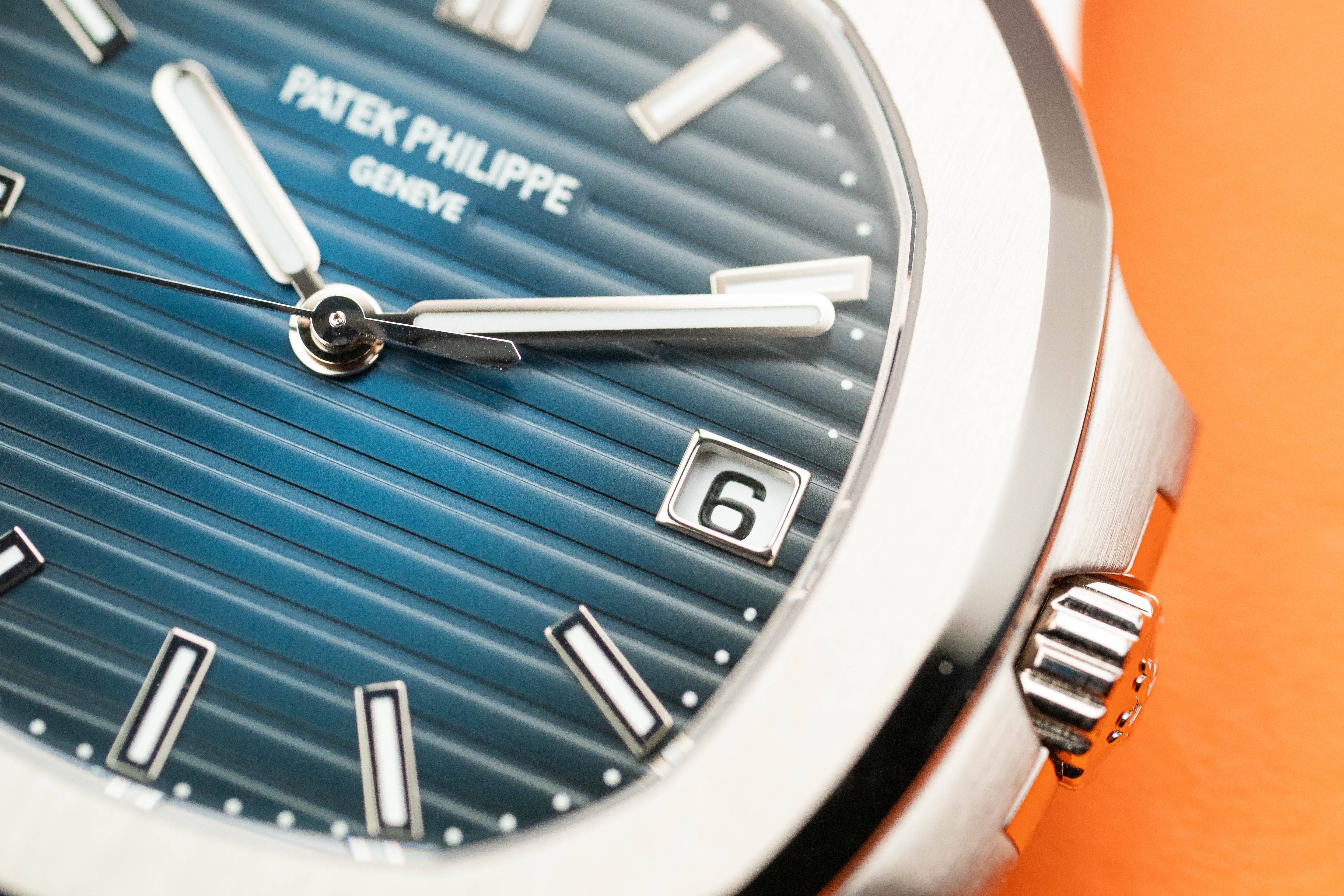 Patek Philippe Nautilus 5811/1G-001 Blue Dial White Gold 41mm 2026