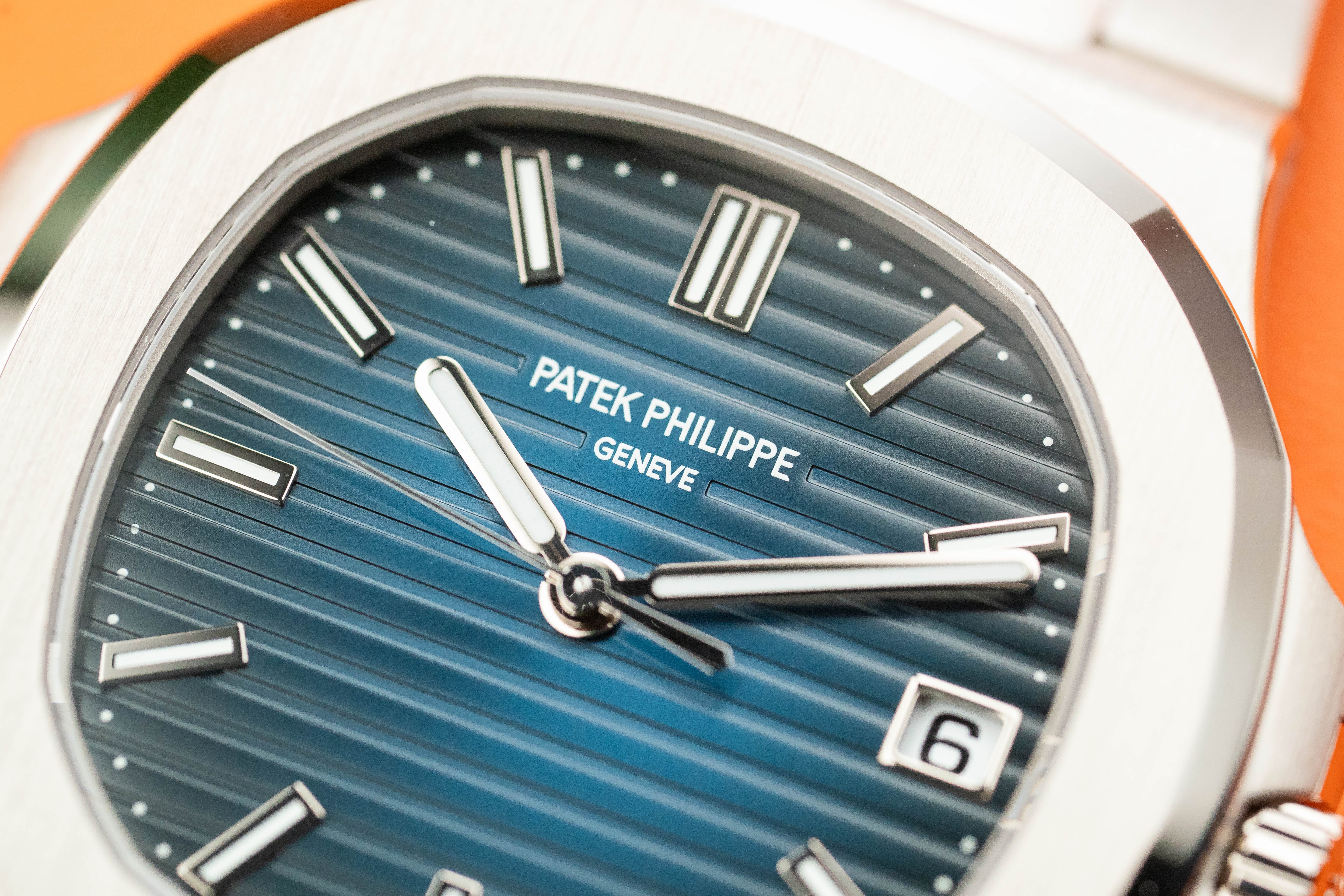 Patek Philippe Nautilus 5811/1G-001 Blue Dial White Gold 41mm 2026