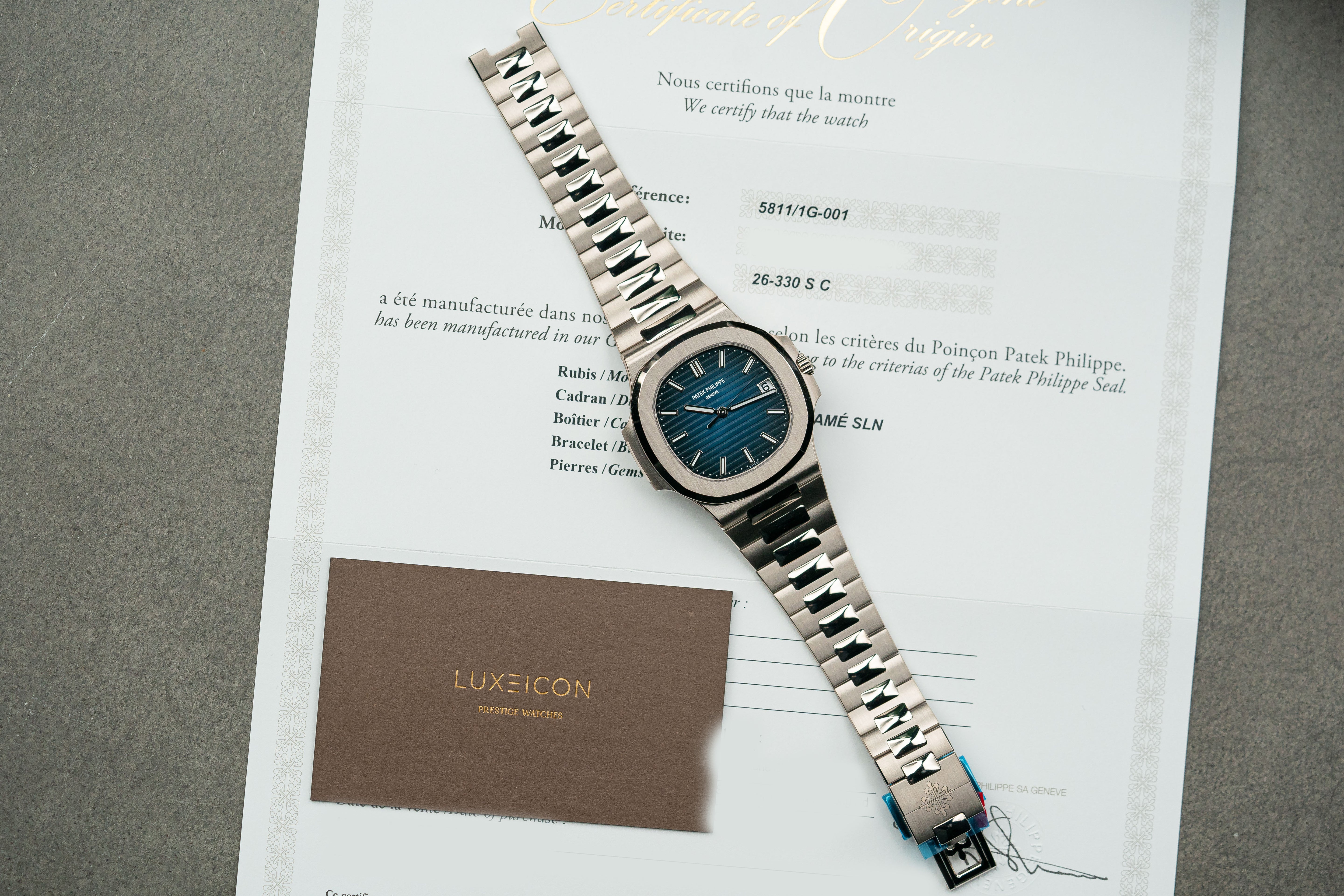Patek Philippe Nautilus 5811/1G-001 Blue Dial White Gold 41mm 2026
