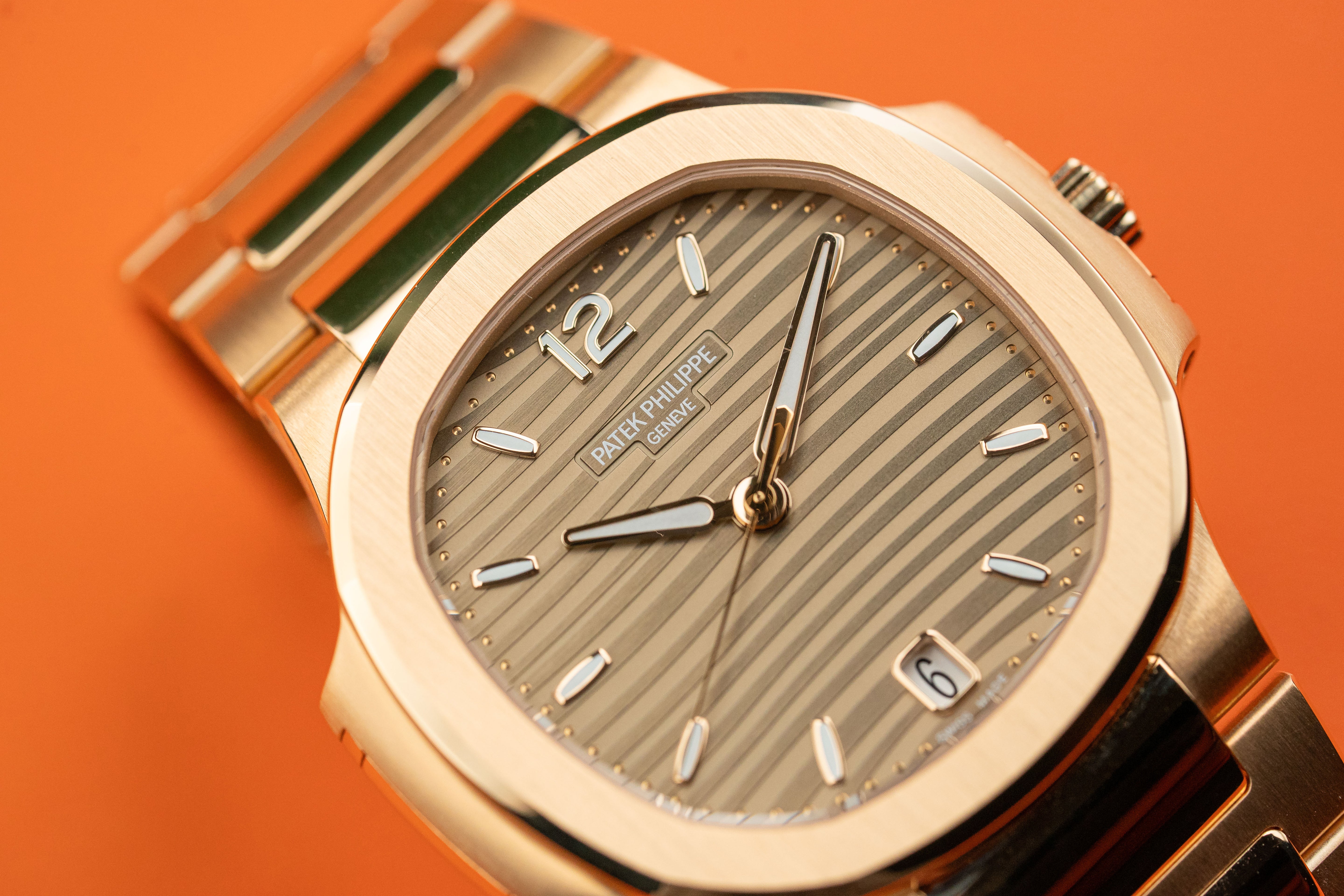 Patek Philippe Nautilus 7118/1R-010 35mm Rose Gold with Brown Opaline Dial