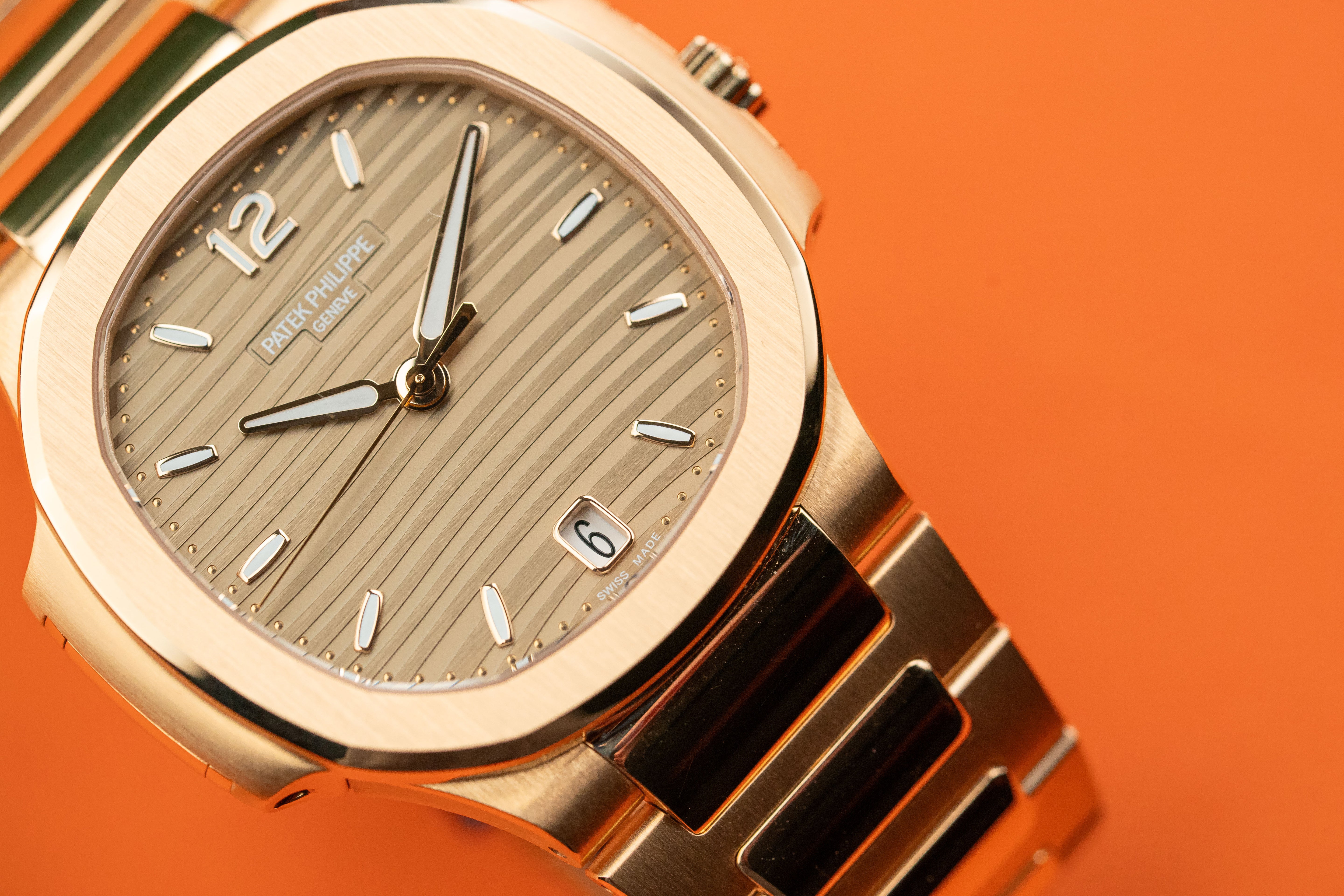 Patek Philippe Nautilus 7118/1R-010 35mm Rose Gold with Brown Opaline Dial