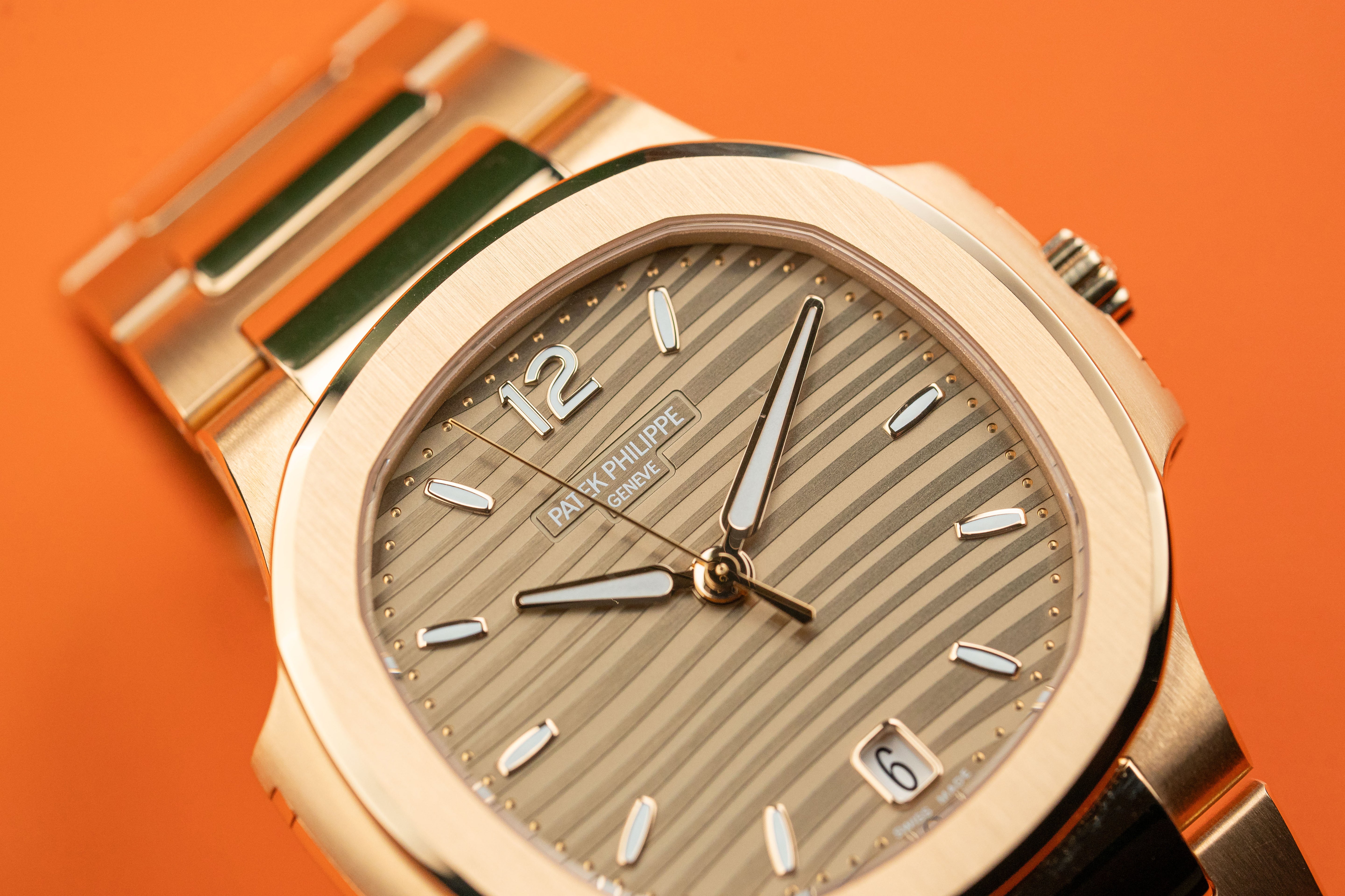 Patek Philippe Nautilus 7118/1R-010 35mm Rose Gold with Brown Opaline Dial