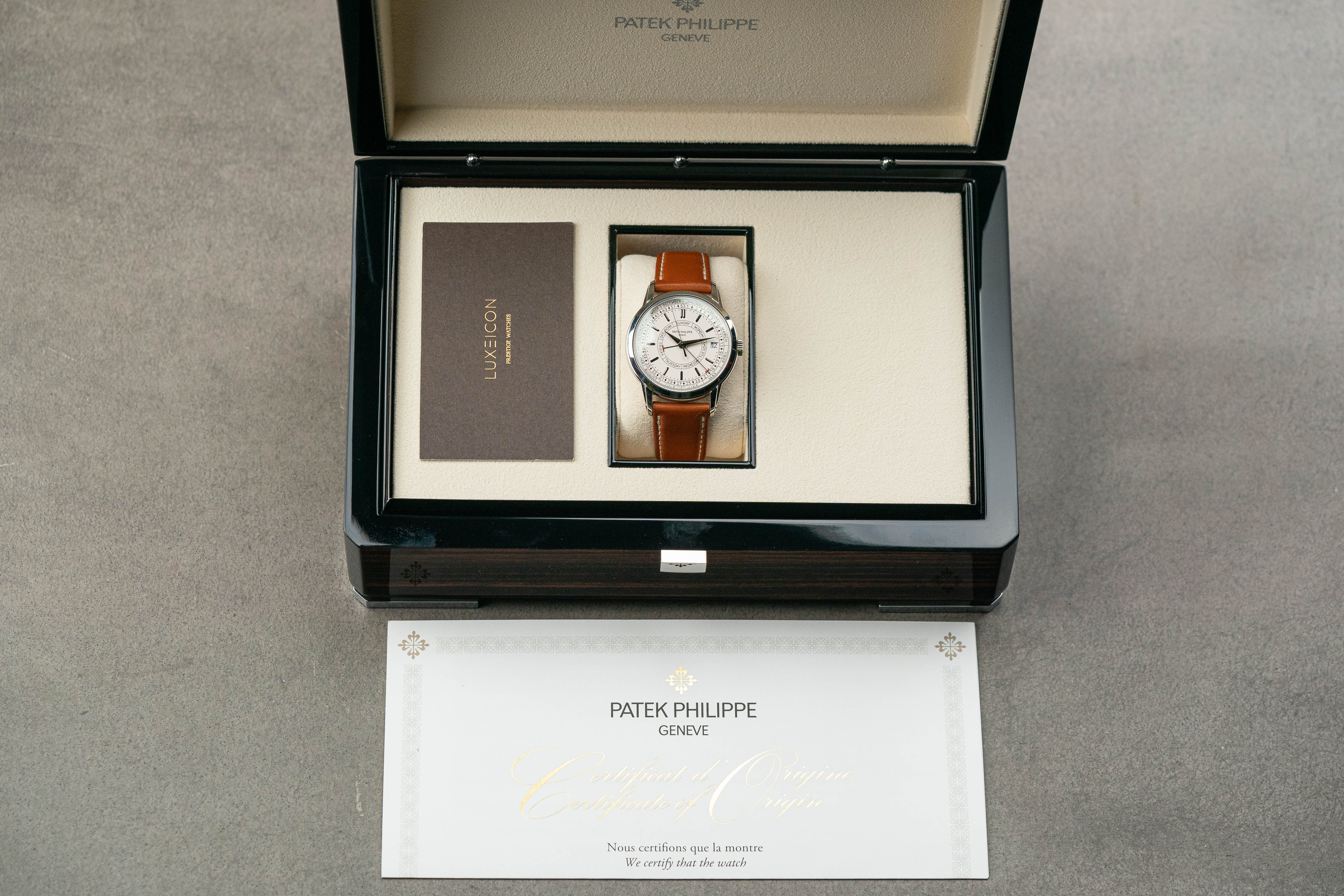 Patek Philippe Calatrava Weekly Calendar 40mm Steel Silver Opaline Dial Leather Strap 5212A-001