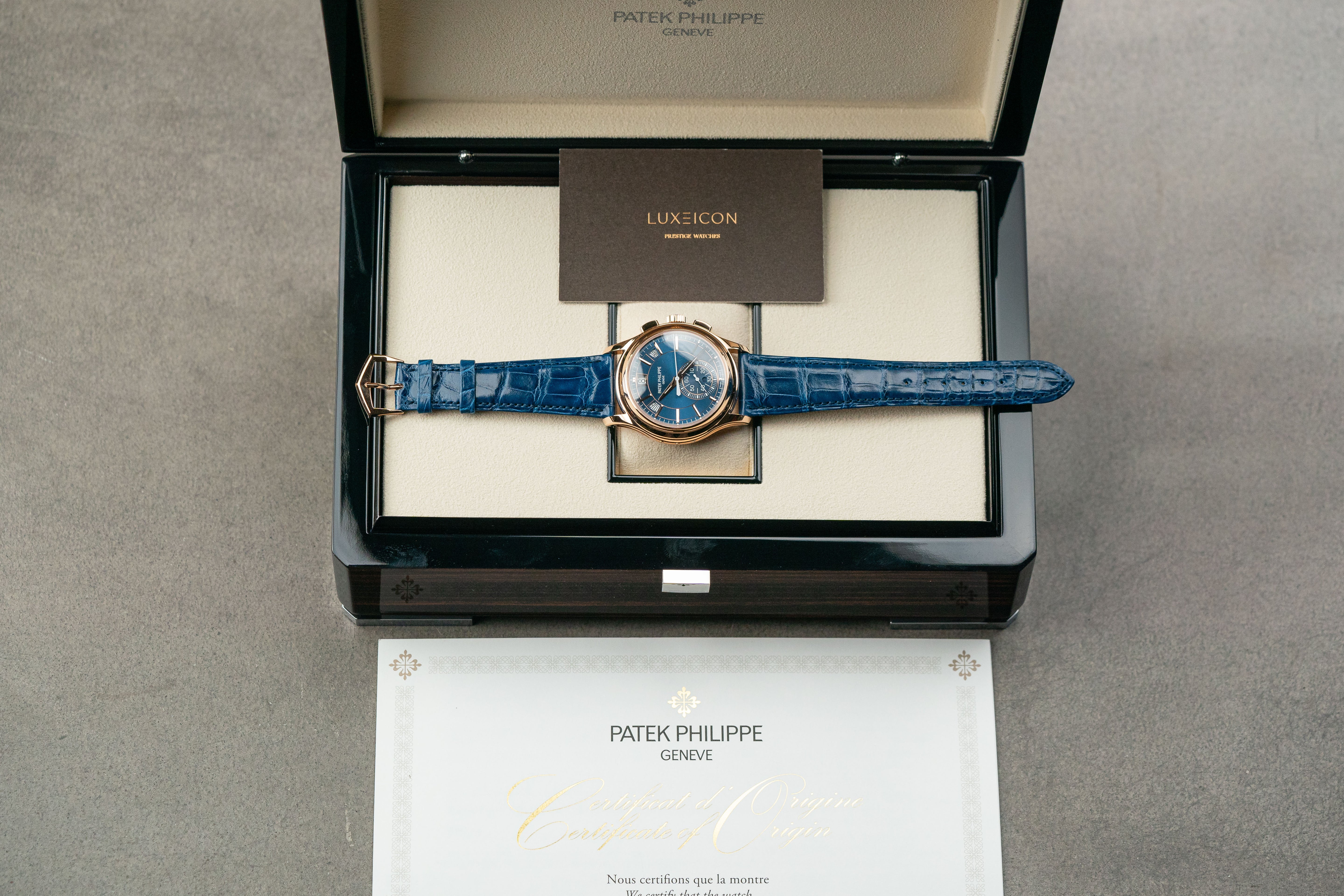 Patek Philippe Annual Calendar Chronograph Flyback Blue Dial Roségold 5905r-010