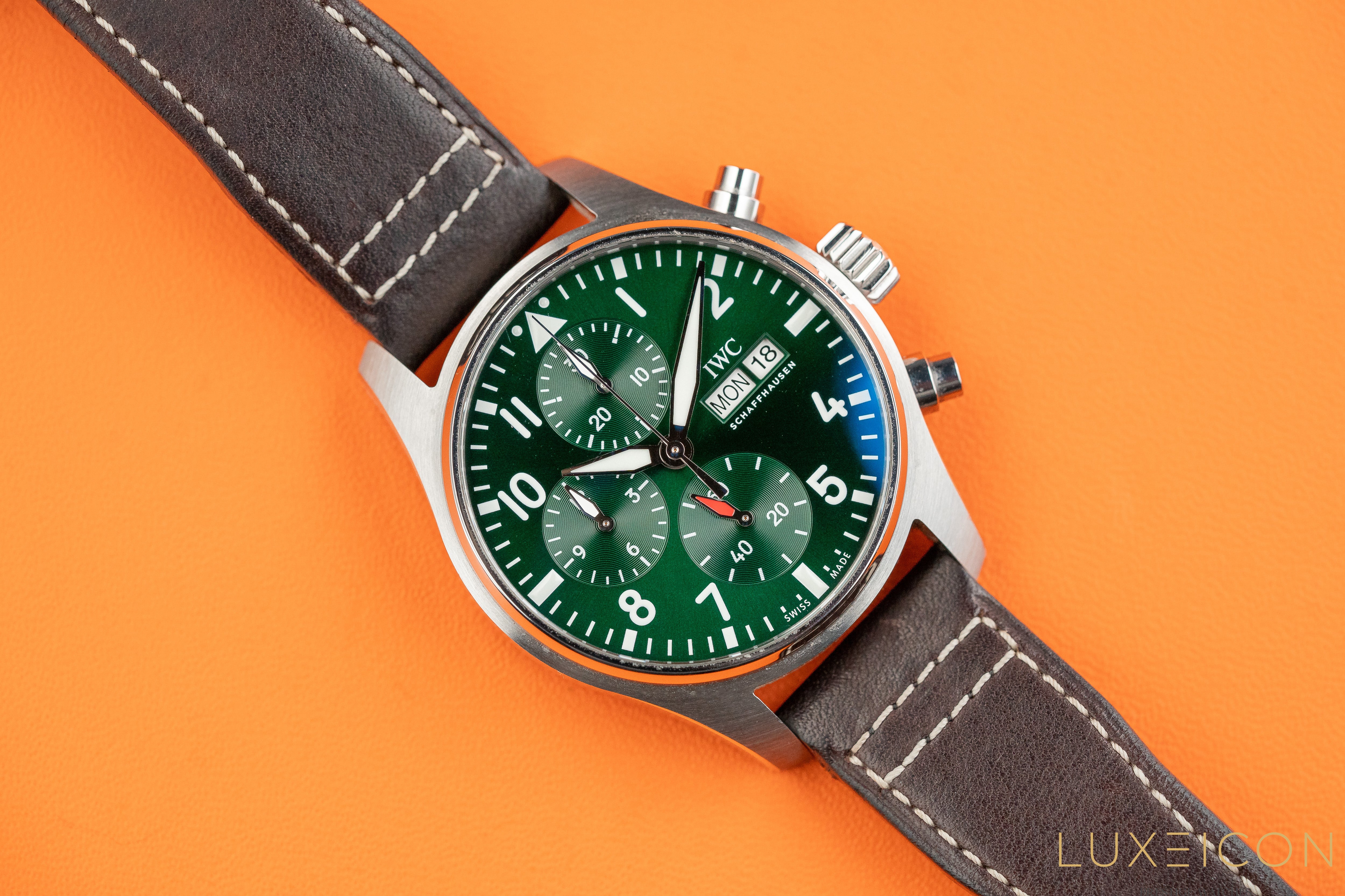 IWC Pilot Chronograph 41mm Automatic in Stainless Steel on Calfskin Leather with Green Dial IW388103