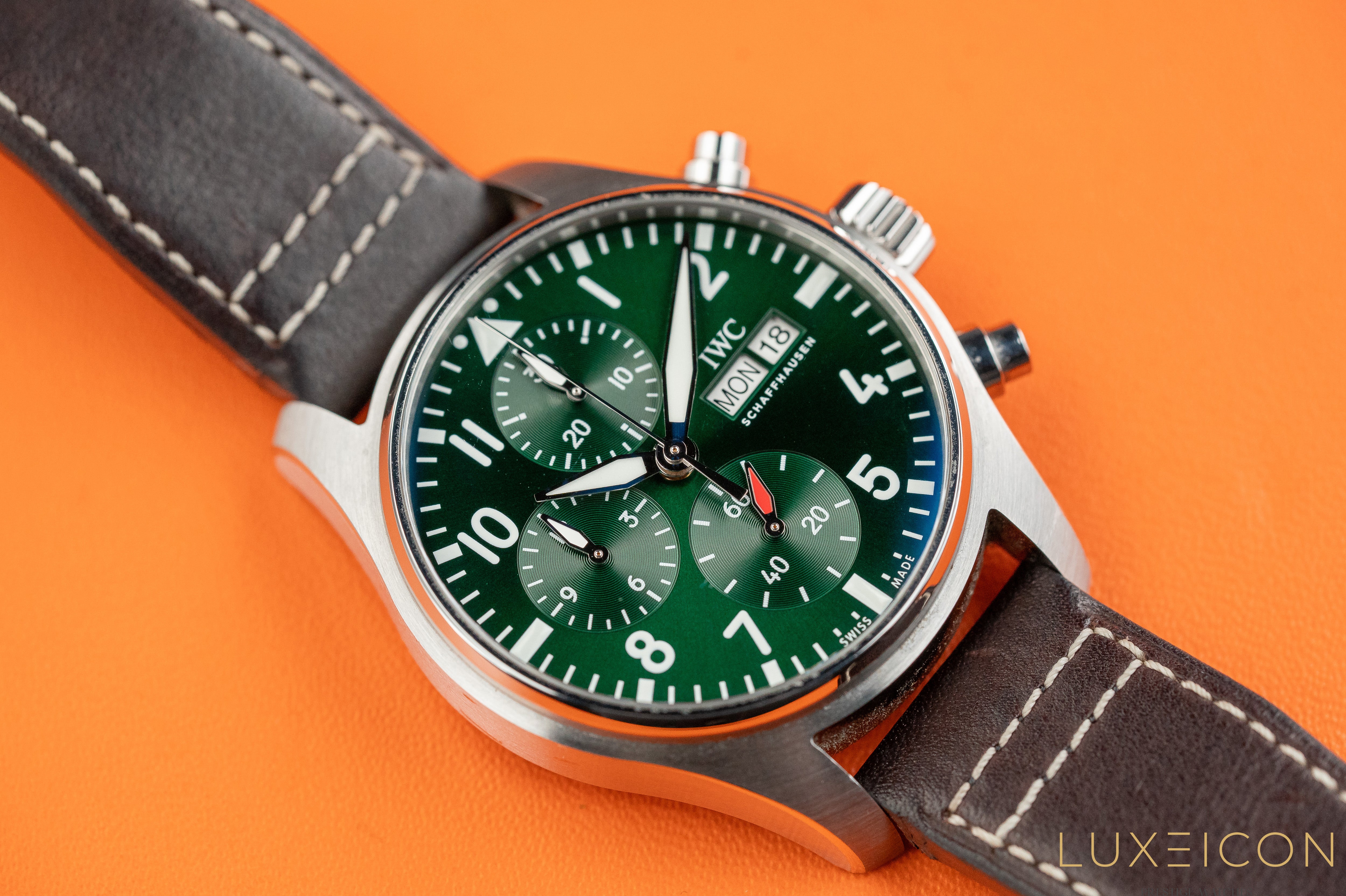 IWC Pilot Chronograph 41mm Automatic in Stainless Steel on Calfskin Leather with Green Dial IW388103