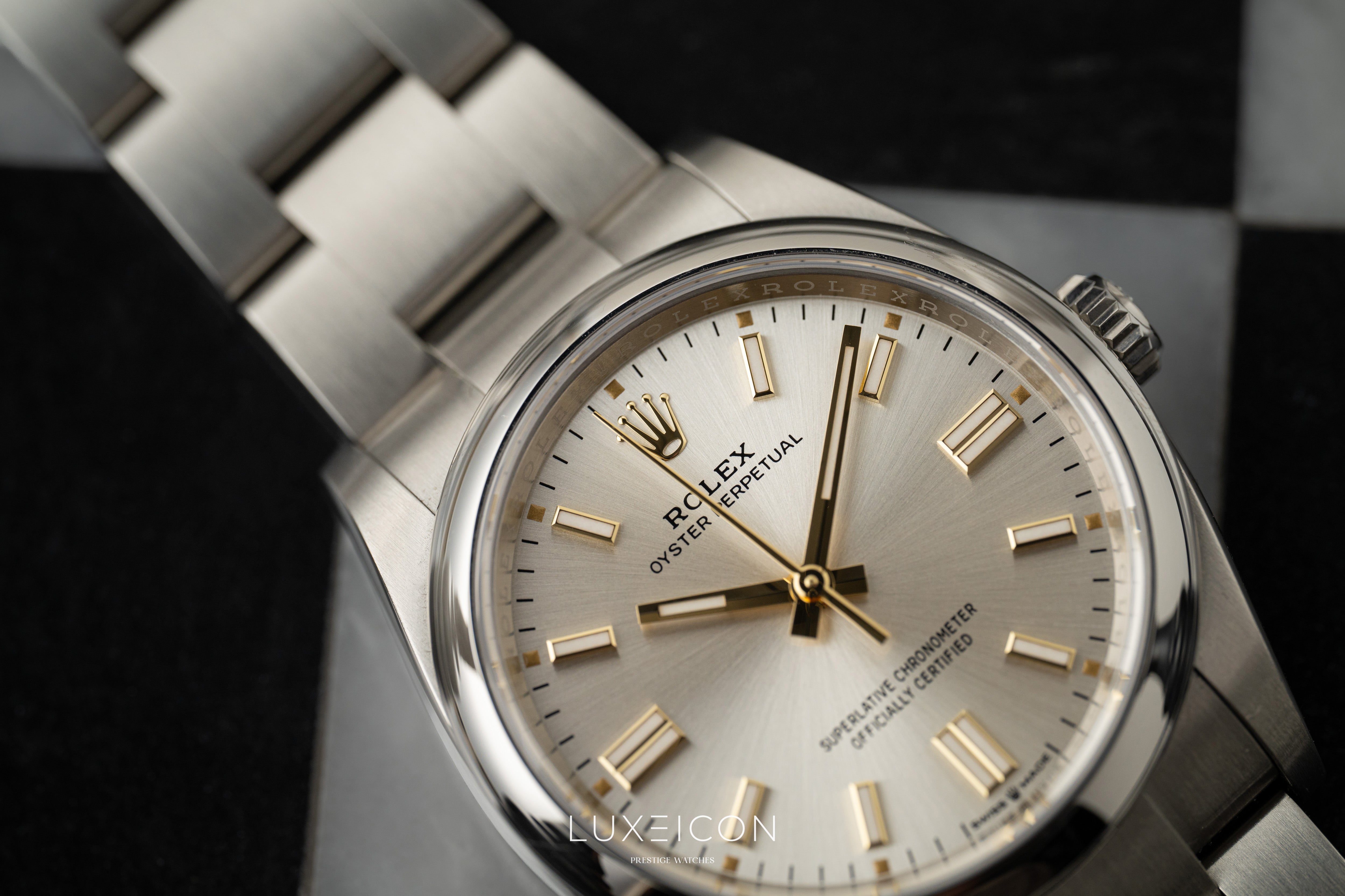 Rolex Oyster Perpetual 36 36mm Stainless Steel Smooth Bezel Silver Index Dial 126000 2024