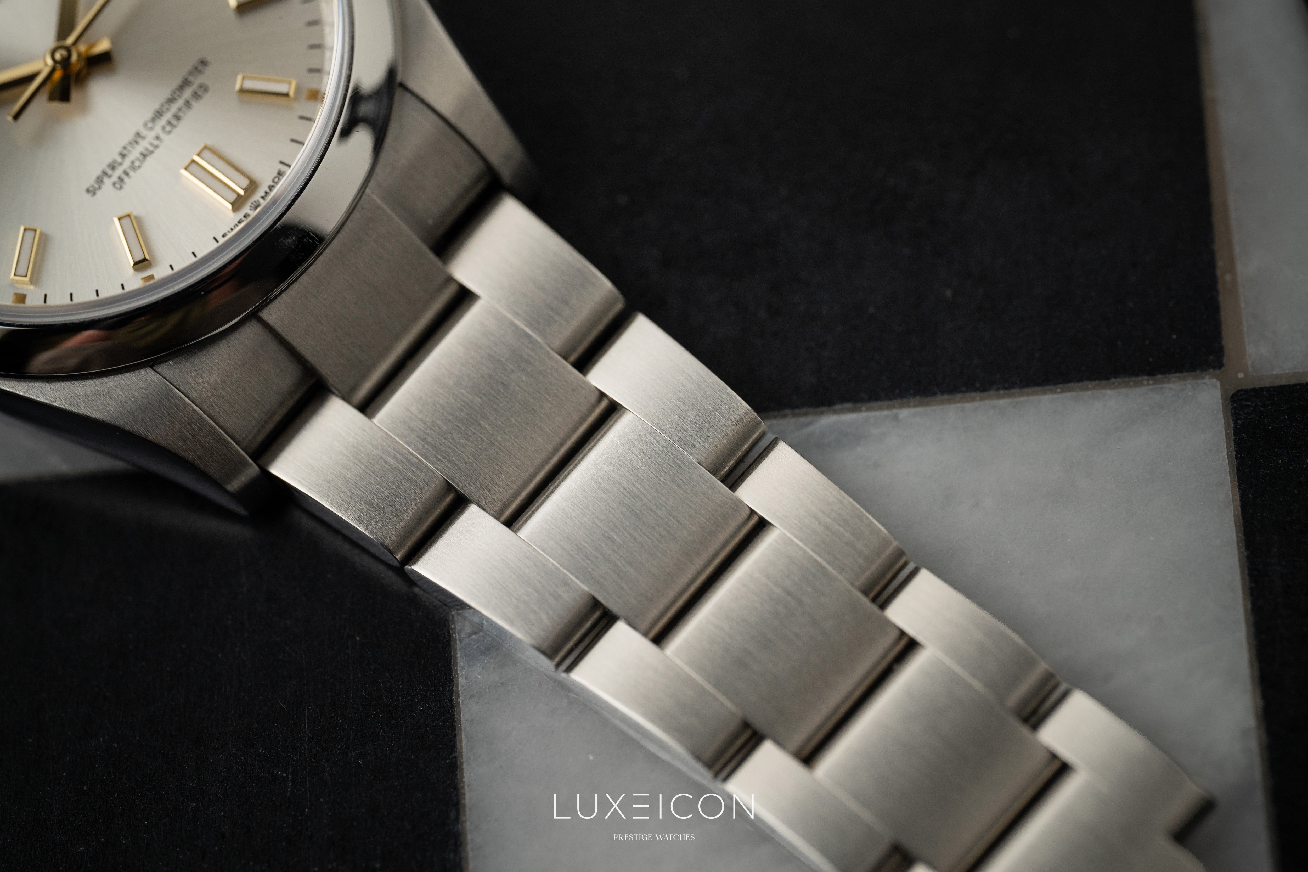 Rolex Oyster Perpetual 36 36mm Stainless Steel Smooth Bezel Silver Index Dial 126000 2024