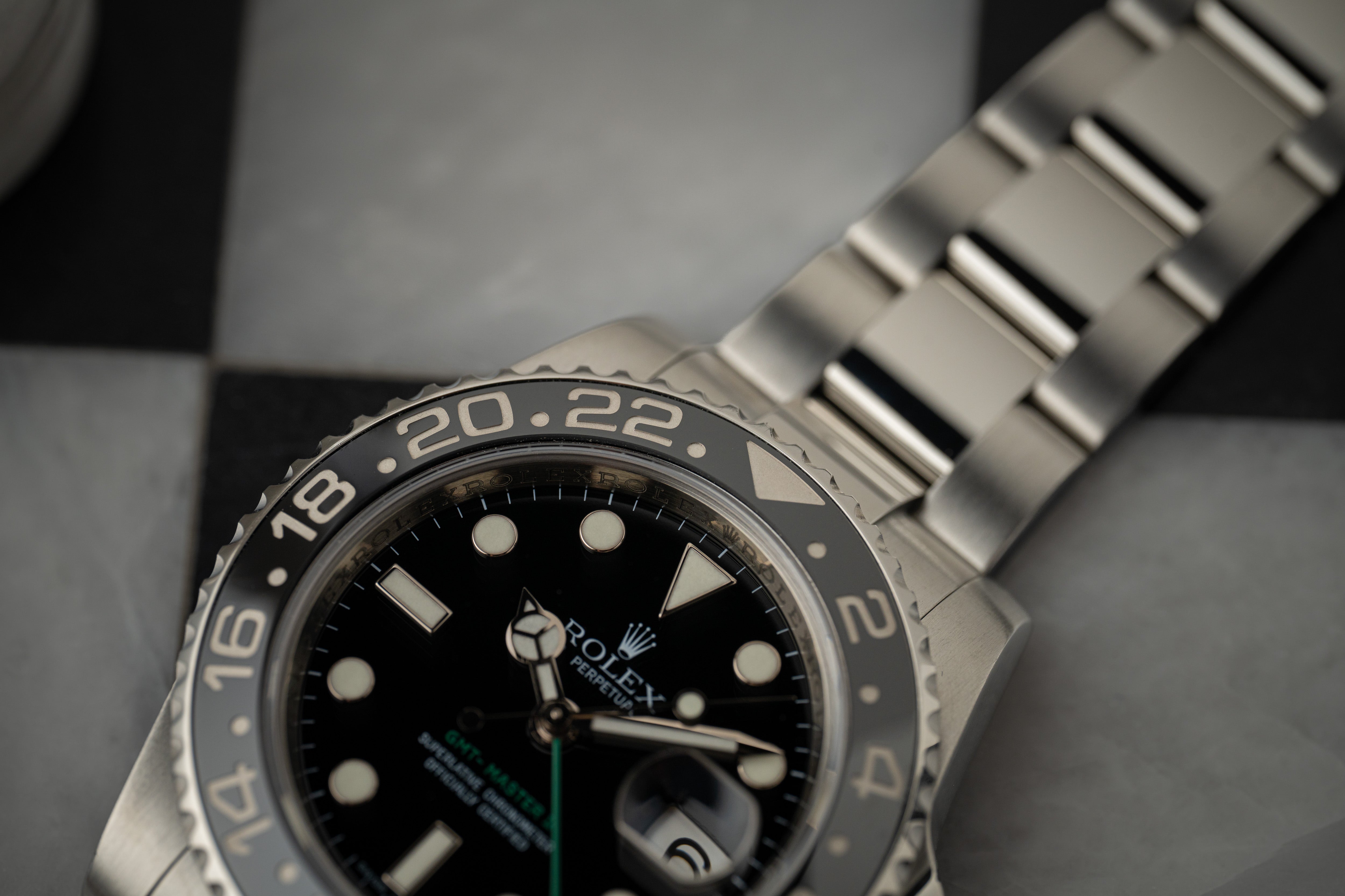 Rolex GMT-Master II 40mm Black Ceramic Date Stainless Green arrow 116710LN