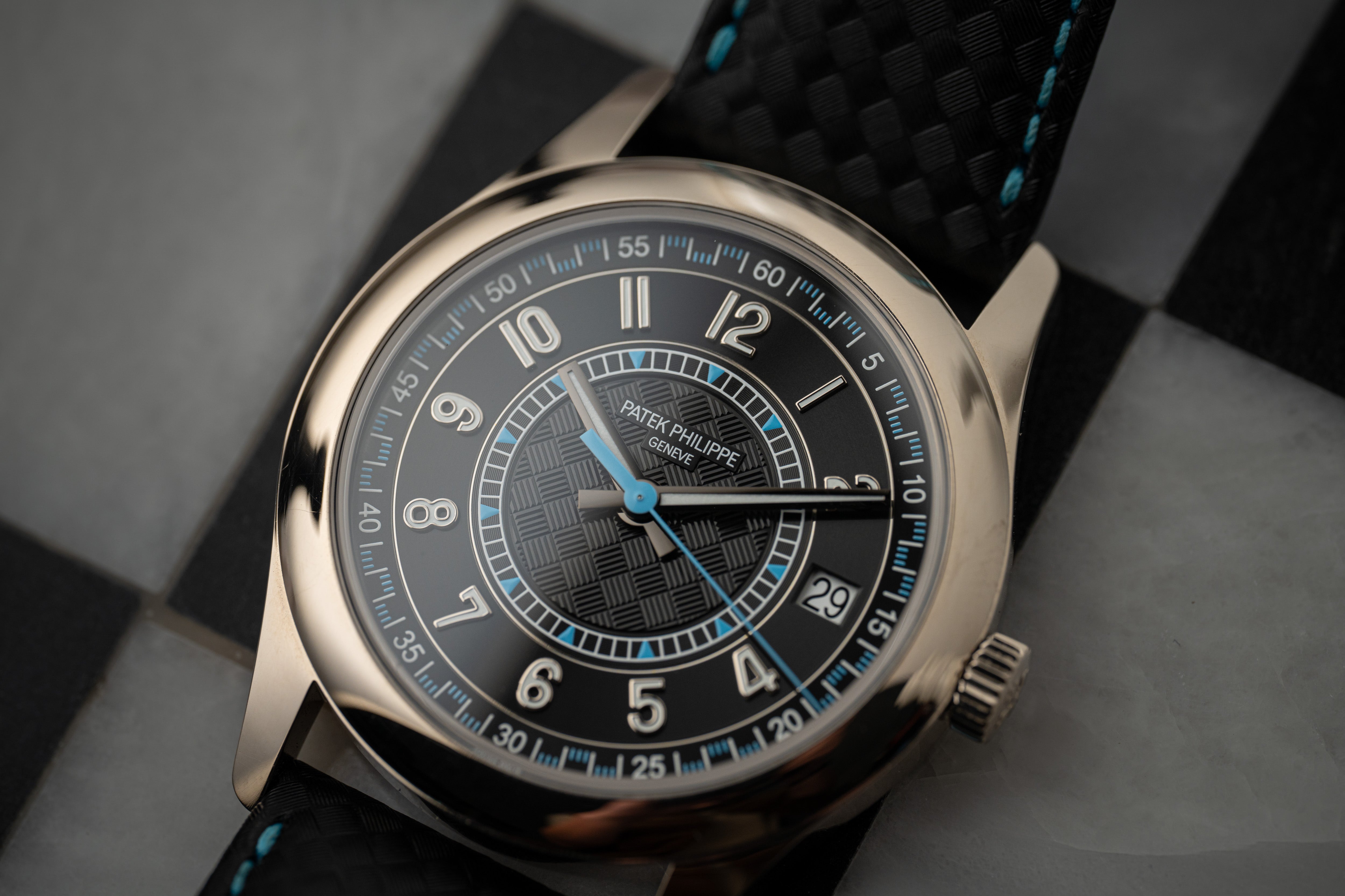 Patek Philippe Calatrava 6007G-011 40mm White Gold Black Tiffany Blue