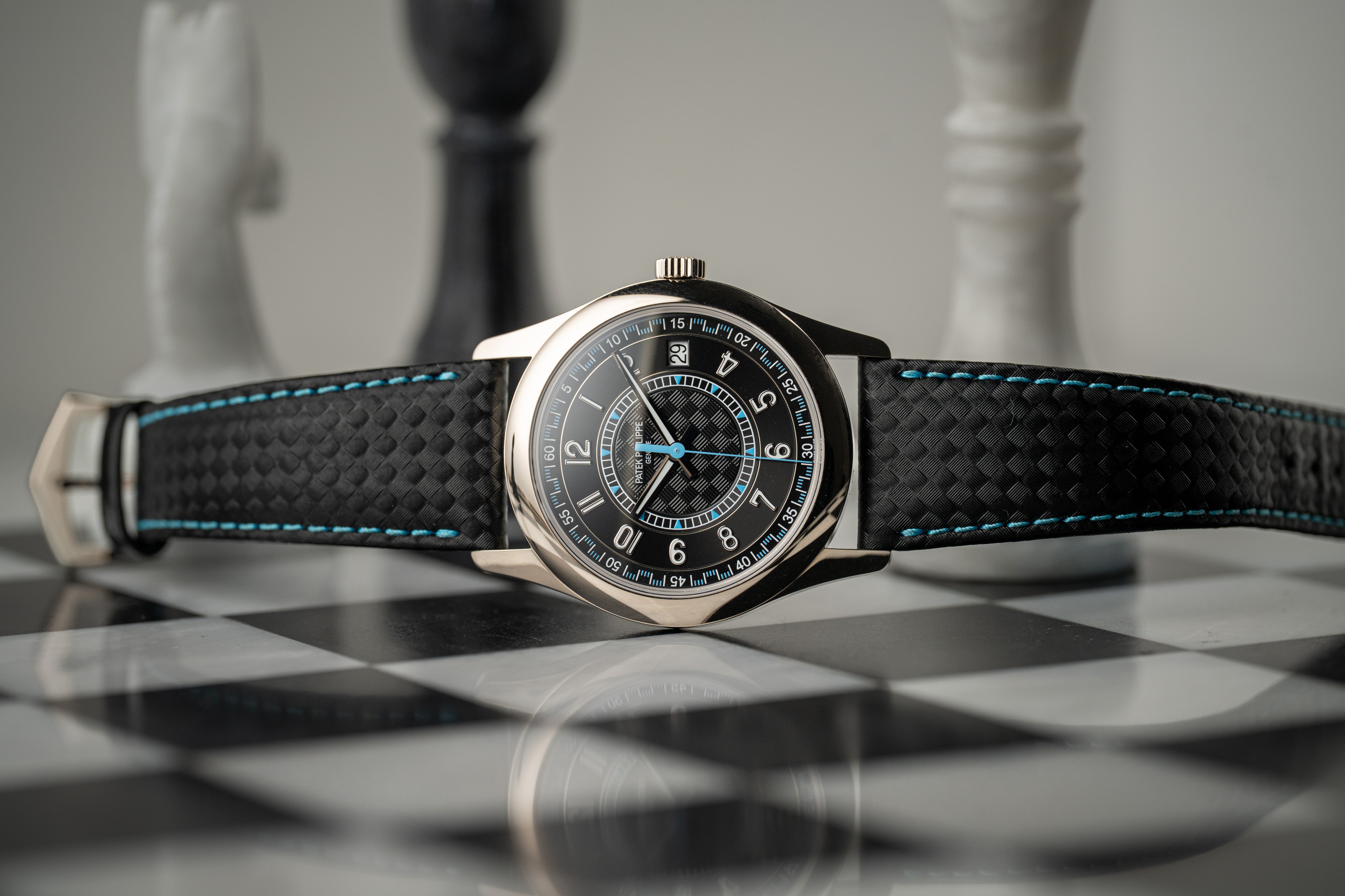 Patek Philippe Calatrava 6007G-011 40mm White Gold Black Tiffany Blue