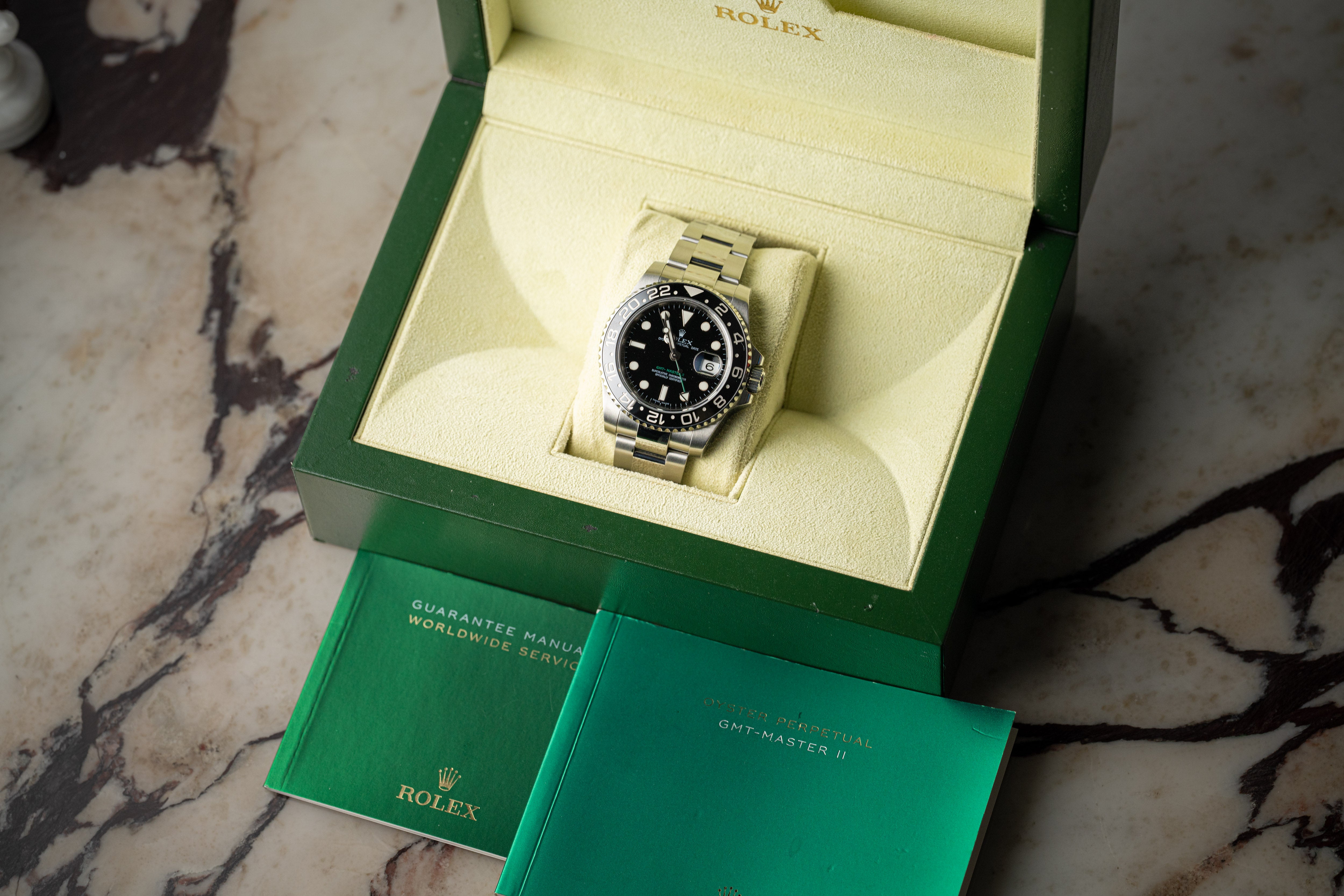 Rolex GMT-Master II 40mm Black Ceramic Date Stainless Green arrow 116710LN