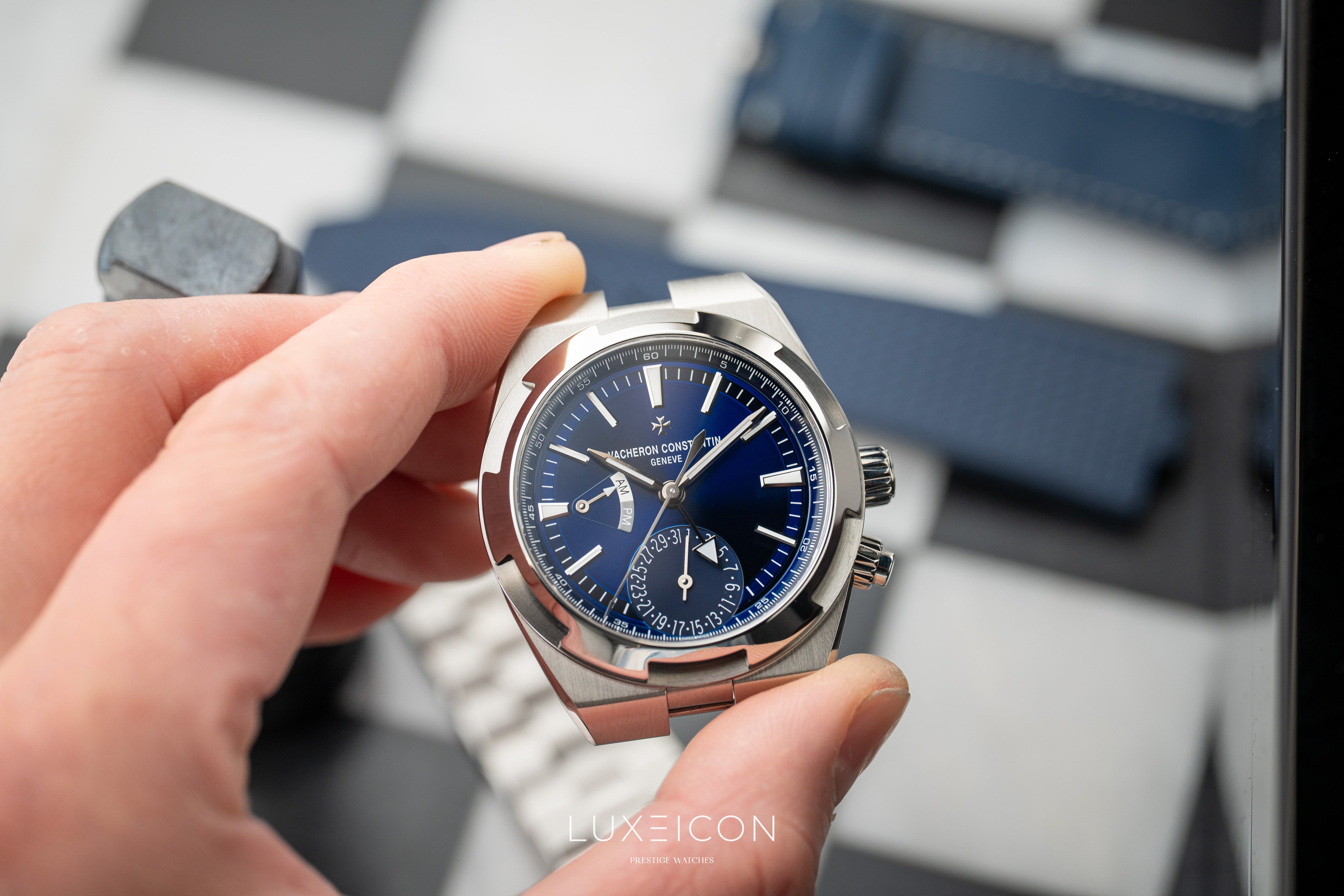 Vacheron Constantin Overseas Dual Time Blue Dial 41mm 7900V/110A-B334 2023