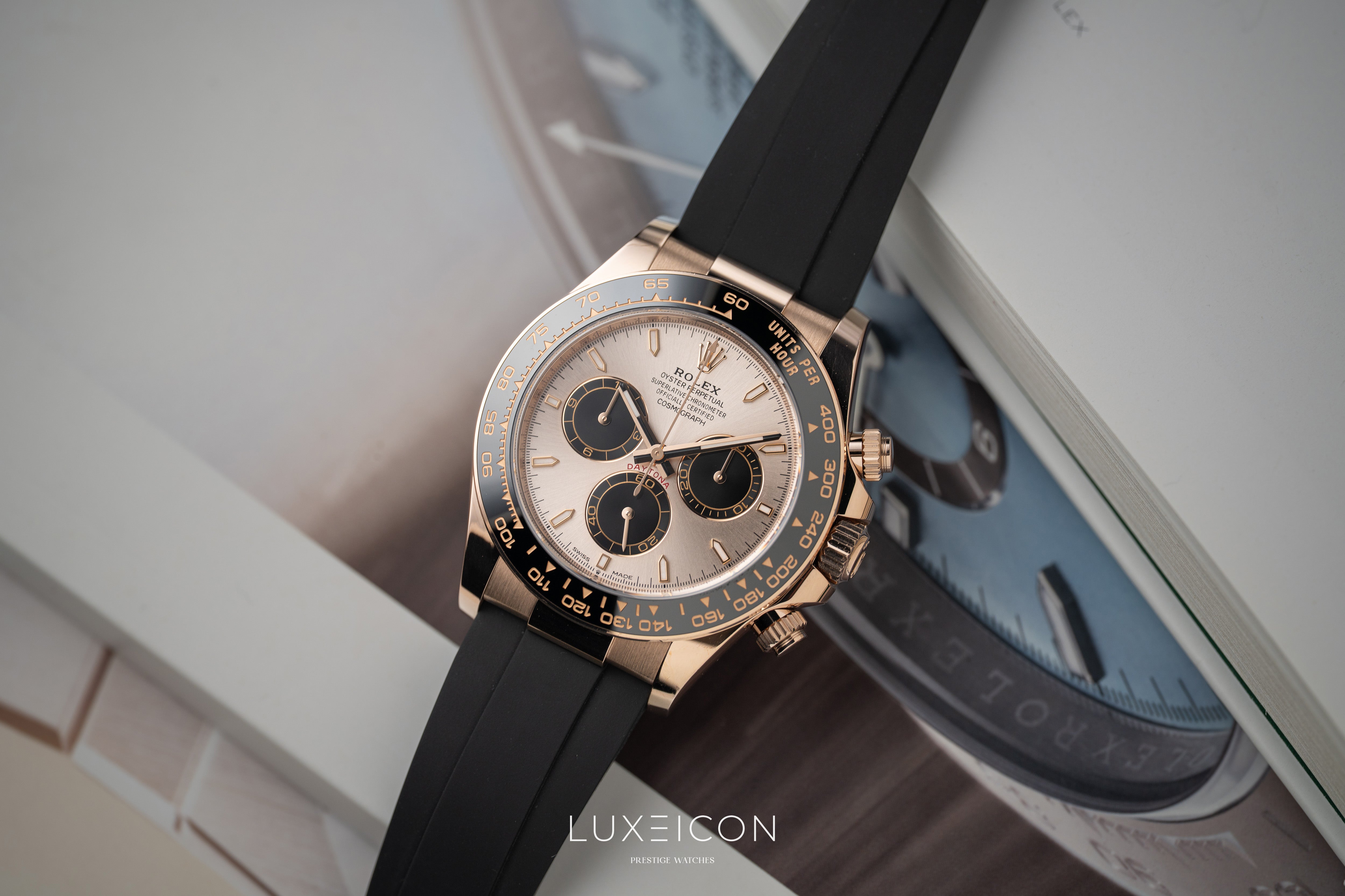 Rolex Cosmograph Daytona Everose Gold Oysterflex Sundust Dial 126515LN