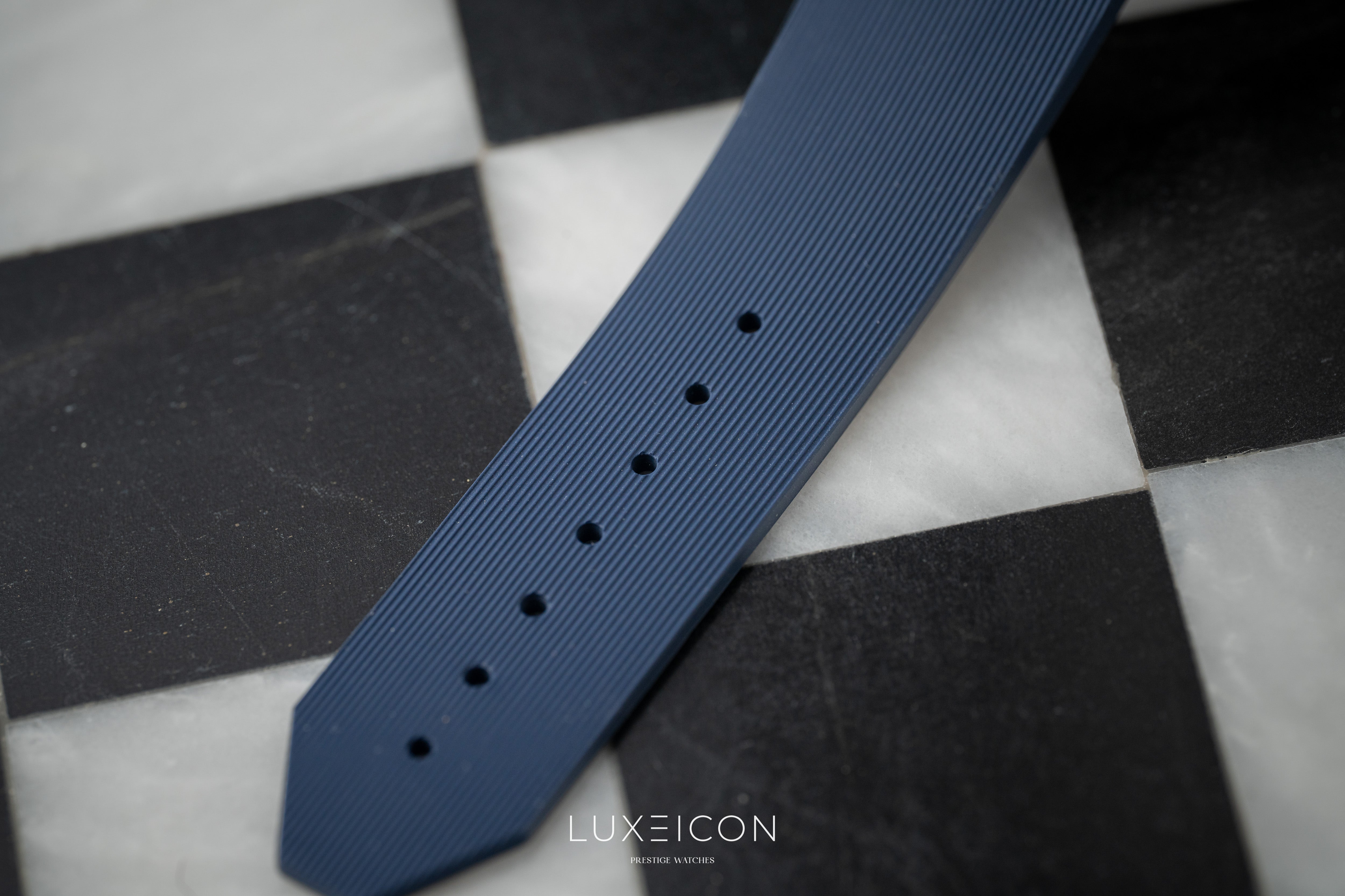 Hublot Classic Fusion Blue Dial Titanium 42mm 2026 Brand New