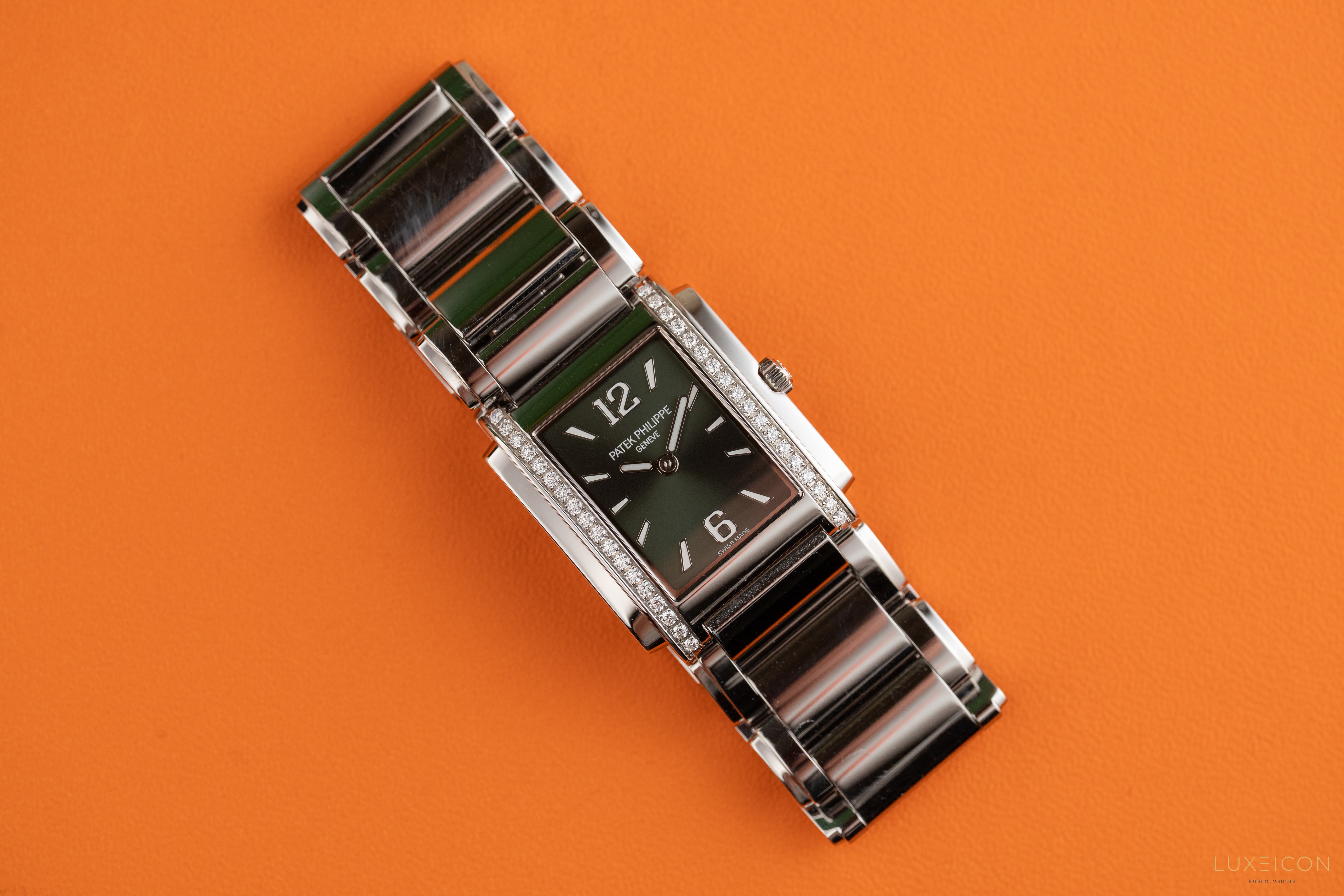 Patek Philippe Twenty~4 Stainless Steel 4910/1200A-011 2023