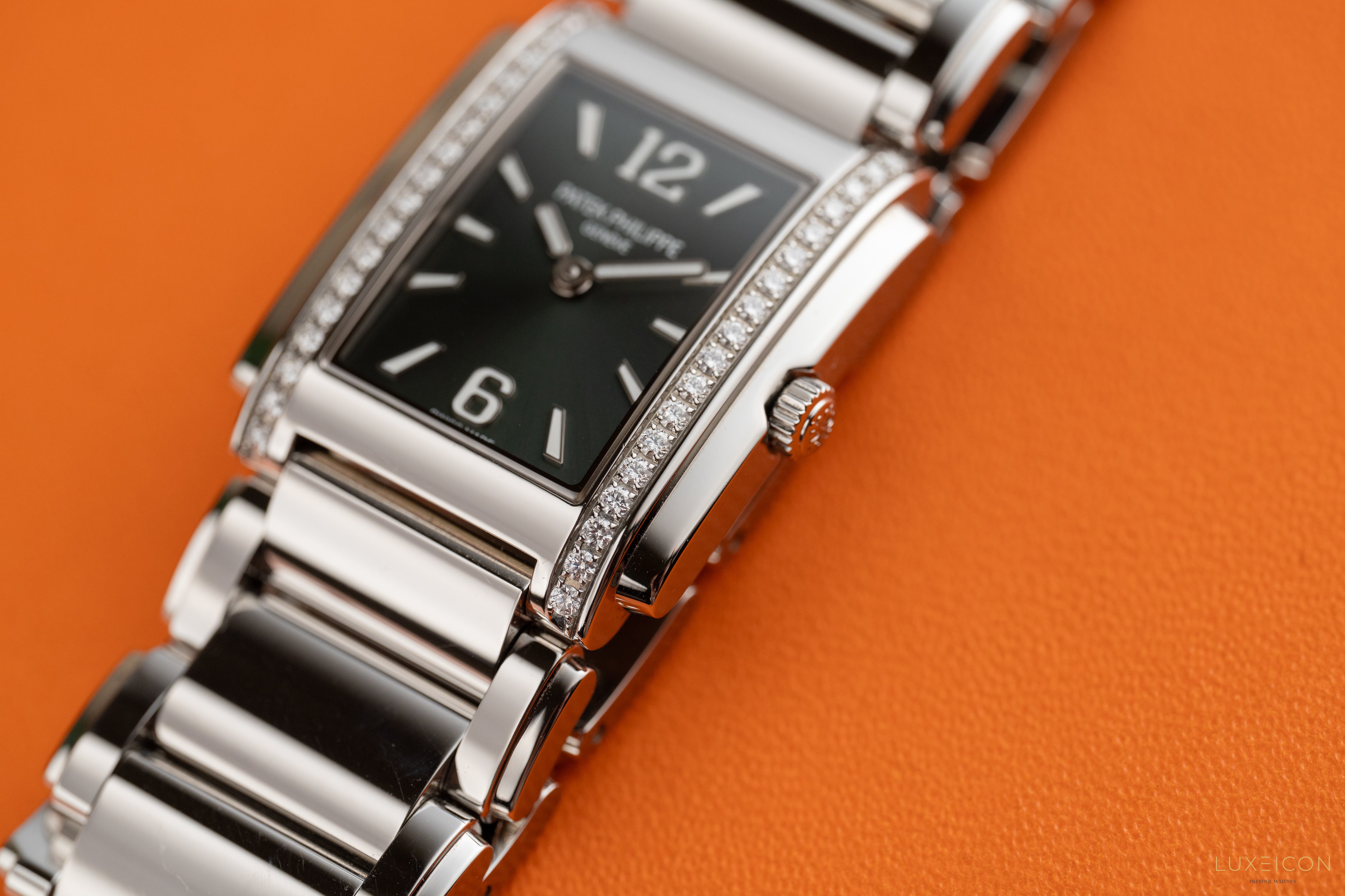 Patek Philippe Twenty~4 Stainless Steel 4910/1200A-011 2023