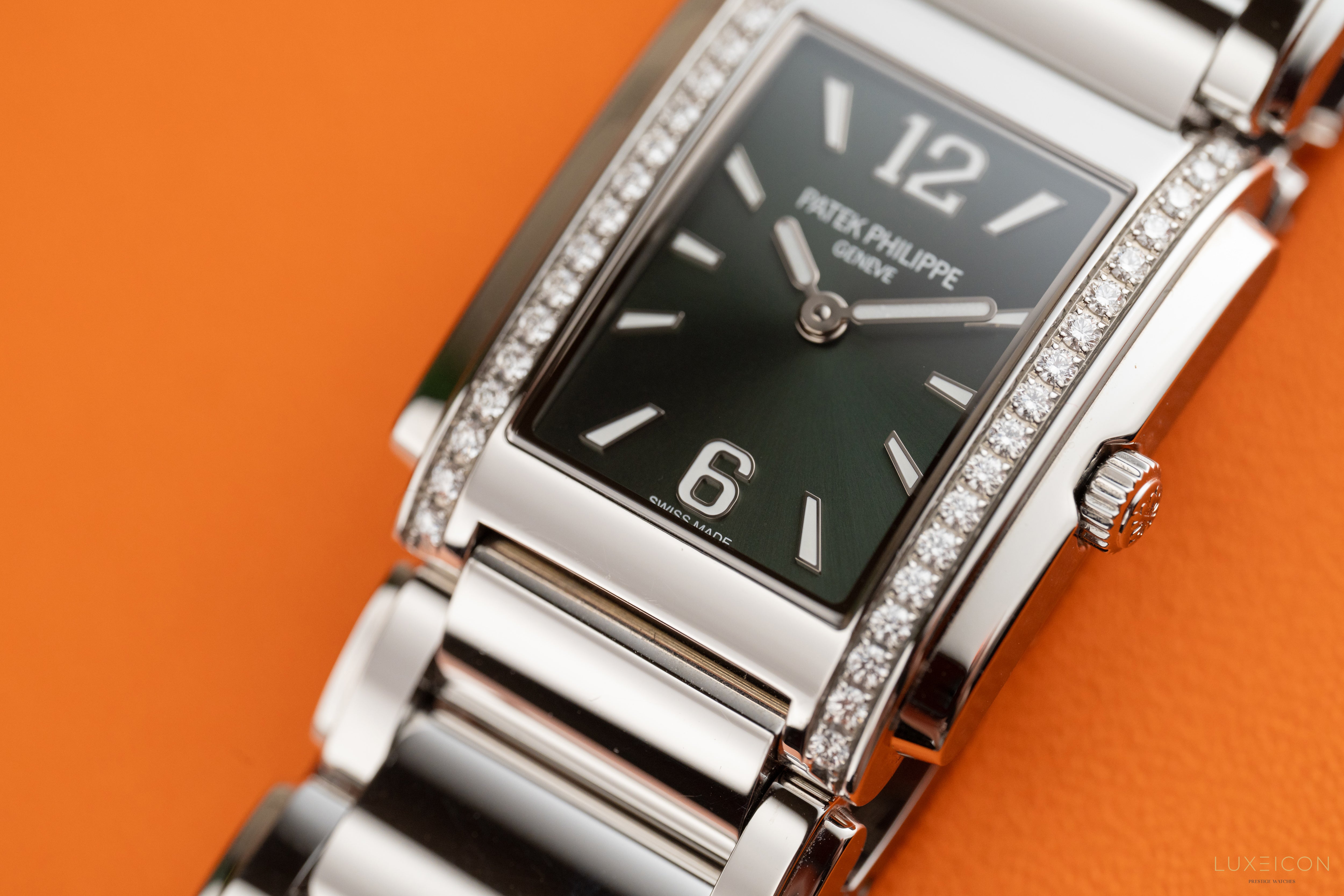 Patek Philippe Twenty~4 Stainless Steel 4910/1200A-011 2023