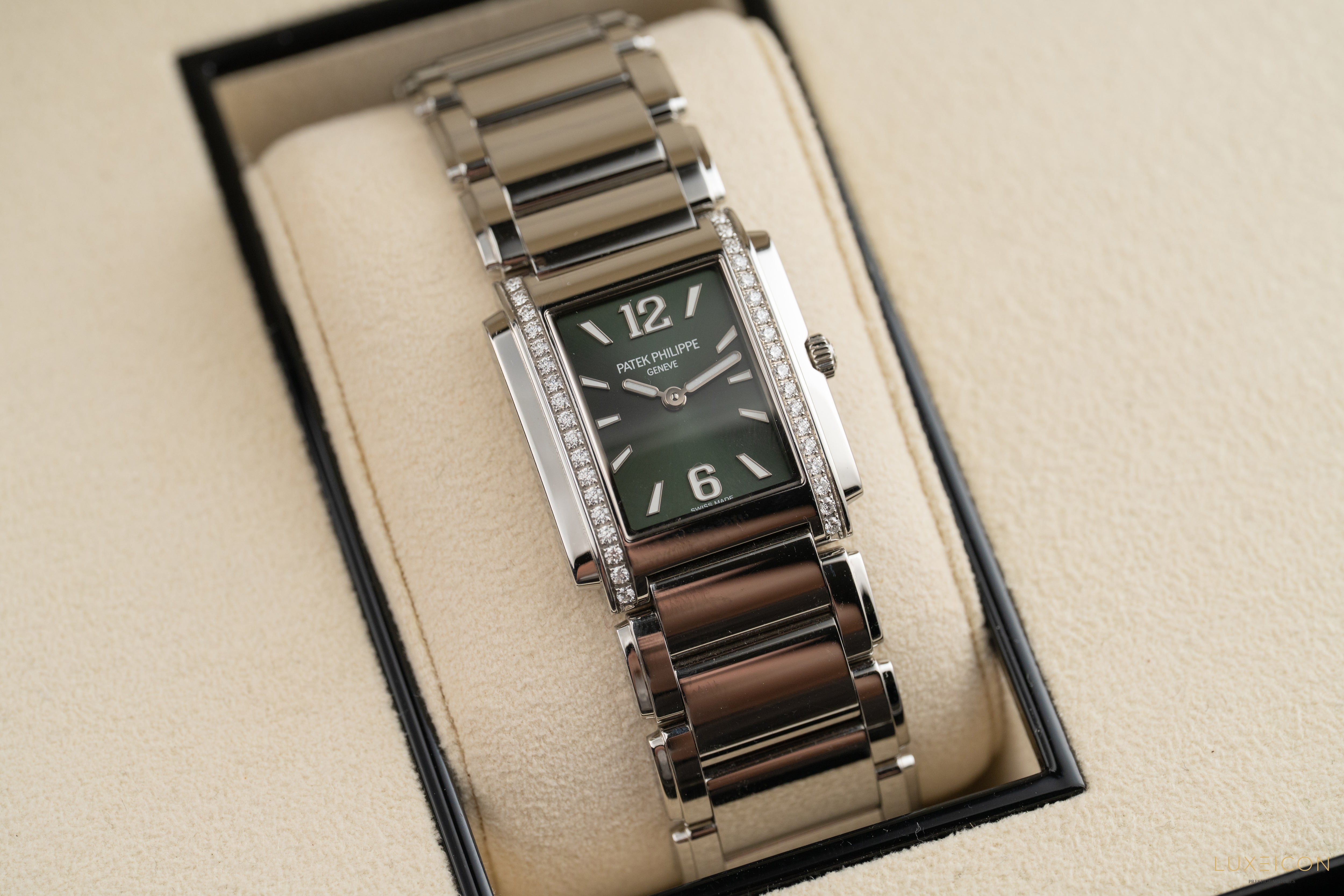 Patek Philippe Twenty~4 Stainless Steel 4910/1200A-011 2023