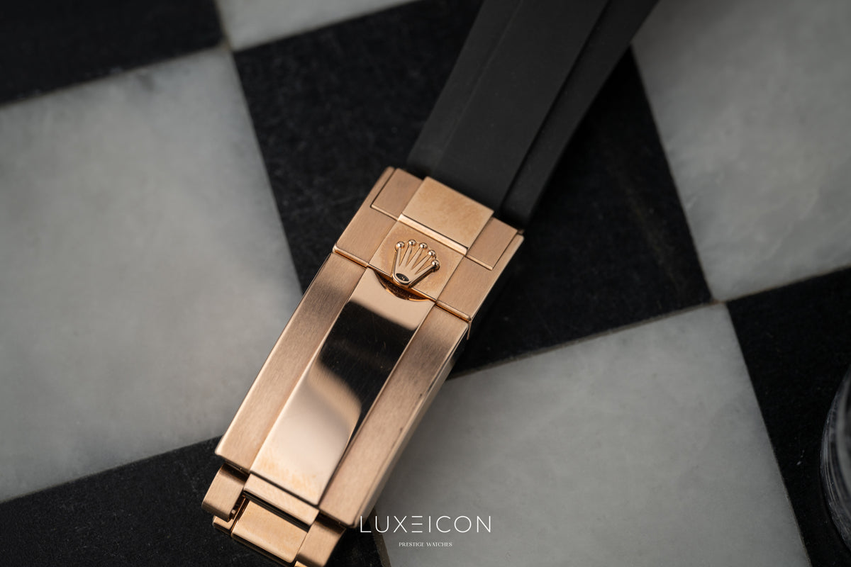 Rolex Yacht-Master Everose Gold 37mm Black Dial Oysterflex 268655