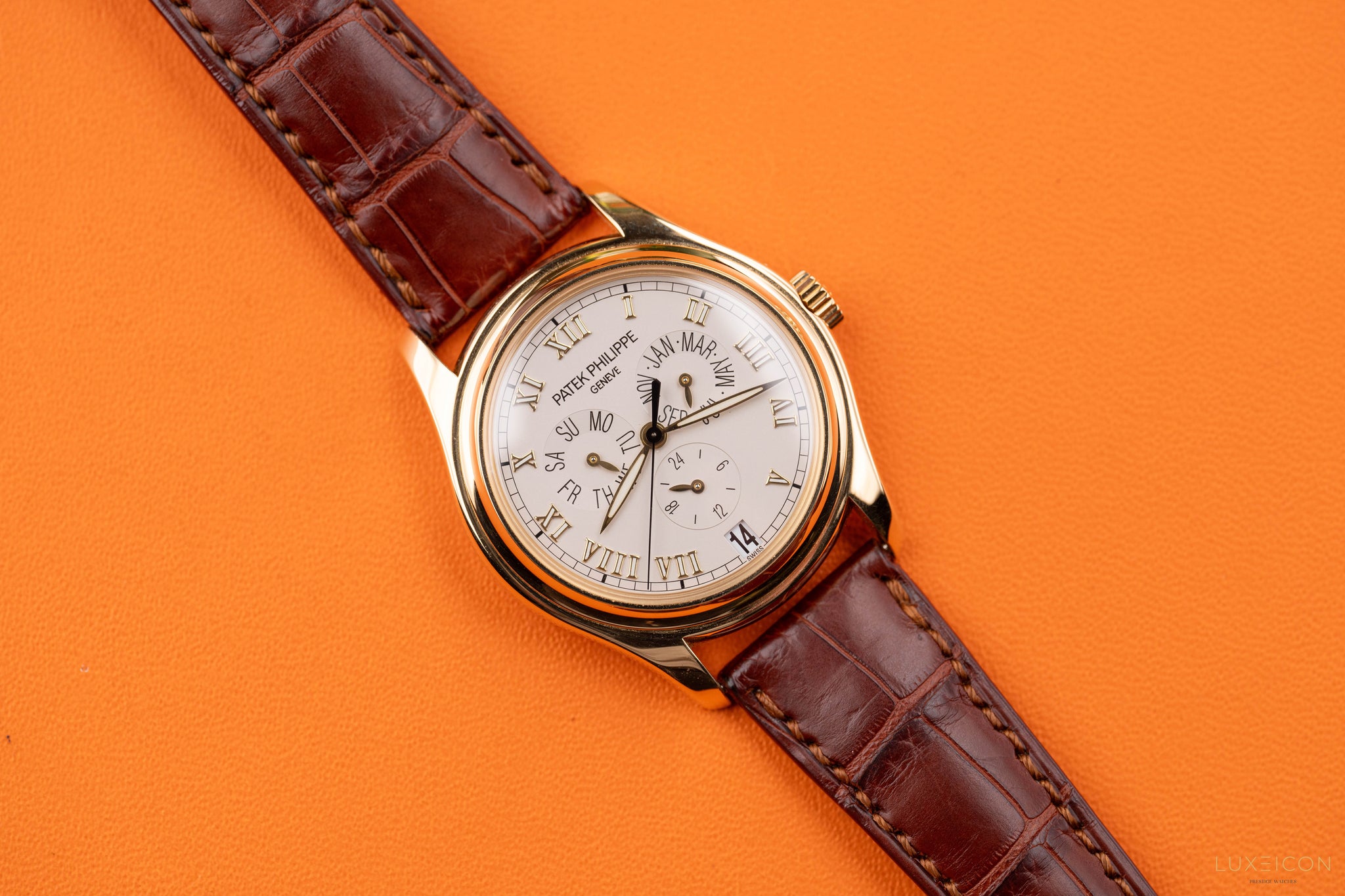 Patek philippe annual calendar 5035j 001 37mm ceramic dial yellow gold