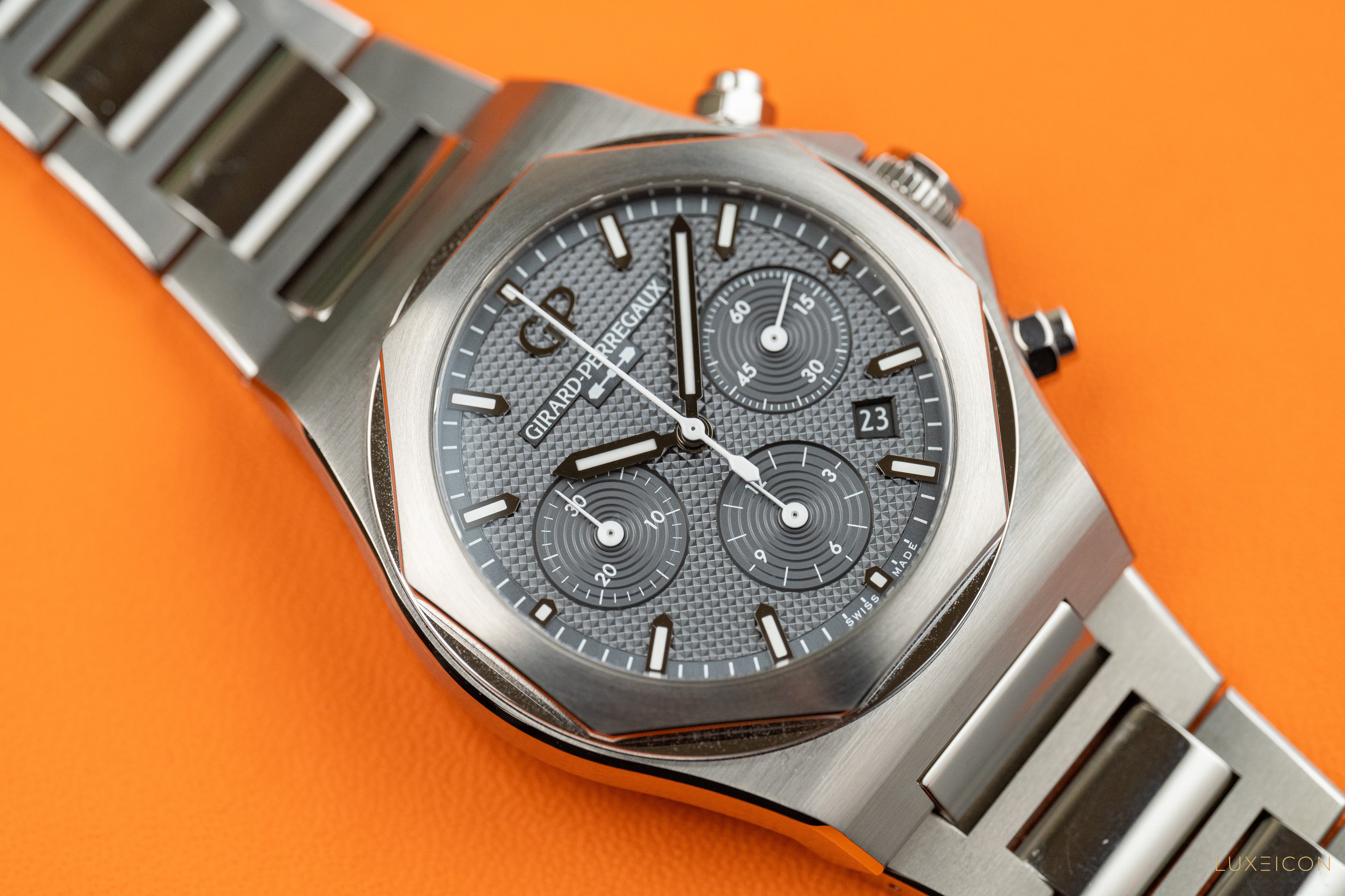 Girard Perregaux Laureato Chronograph Ti49 Titanium 2024