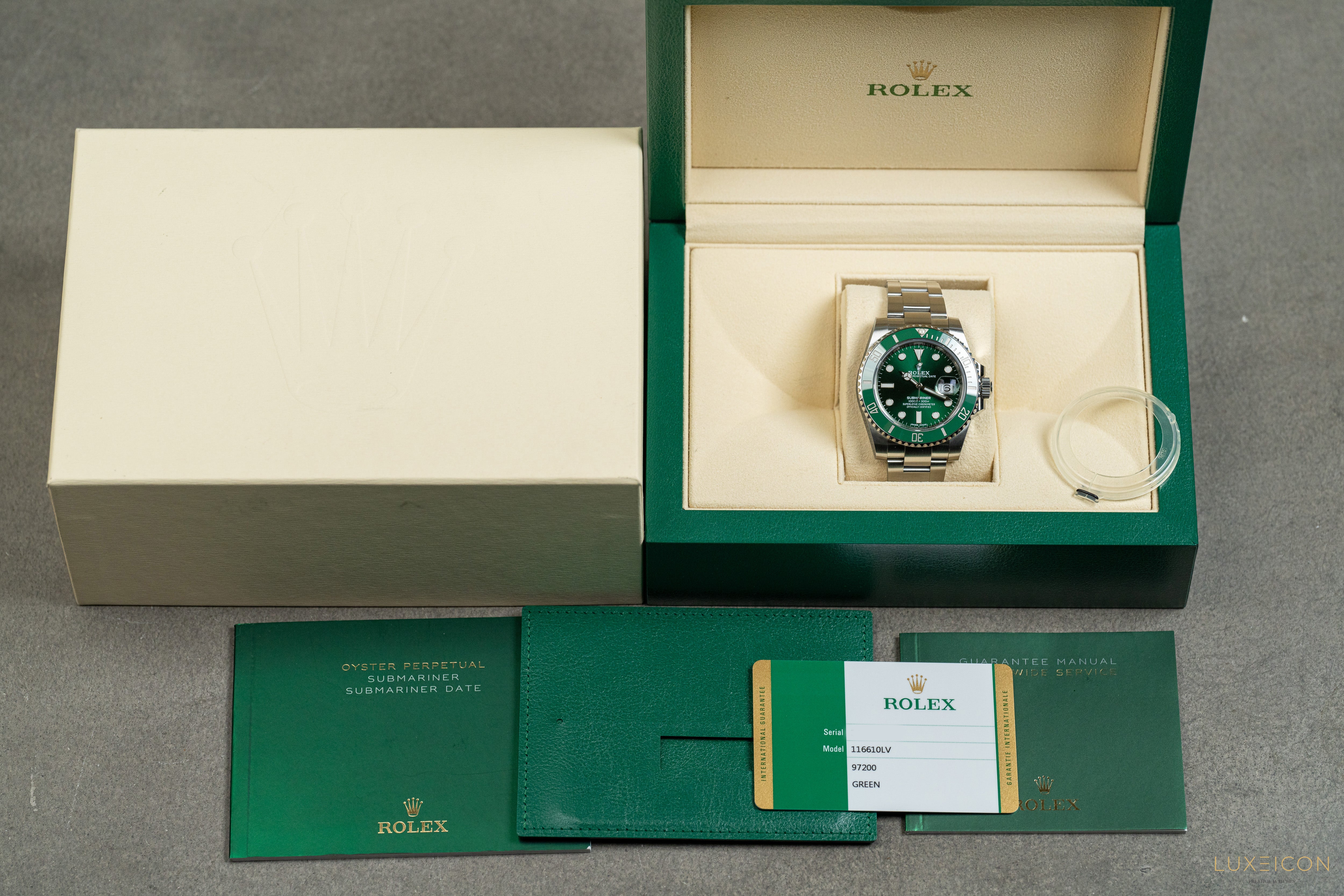 Rolex Submariner Date HULK Stainless Steel Green Ceramic 40mm Watch 116610 LV 2019