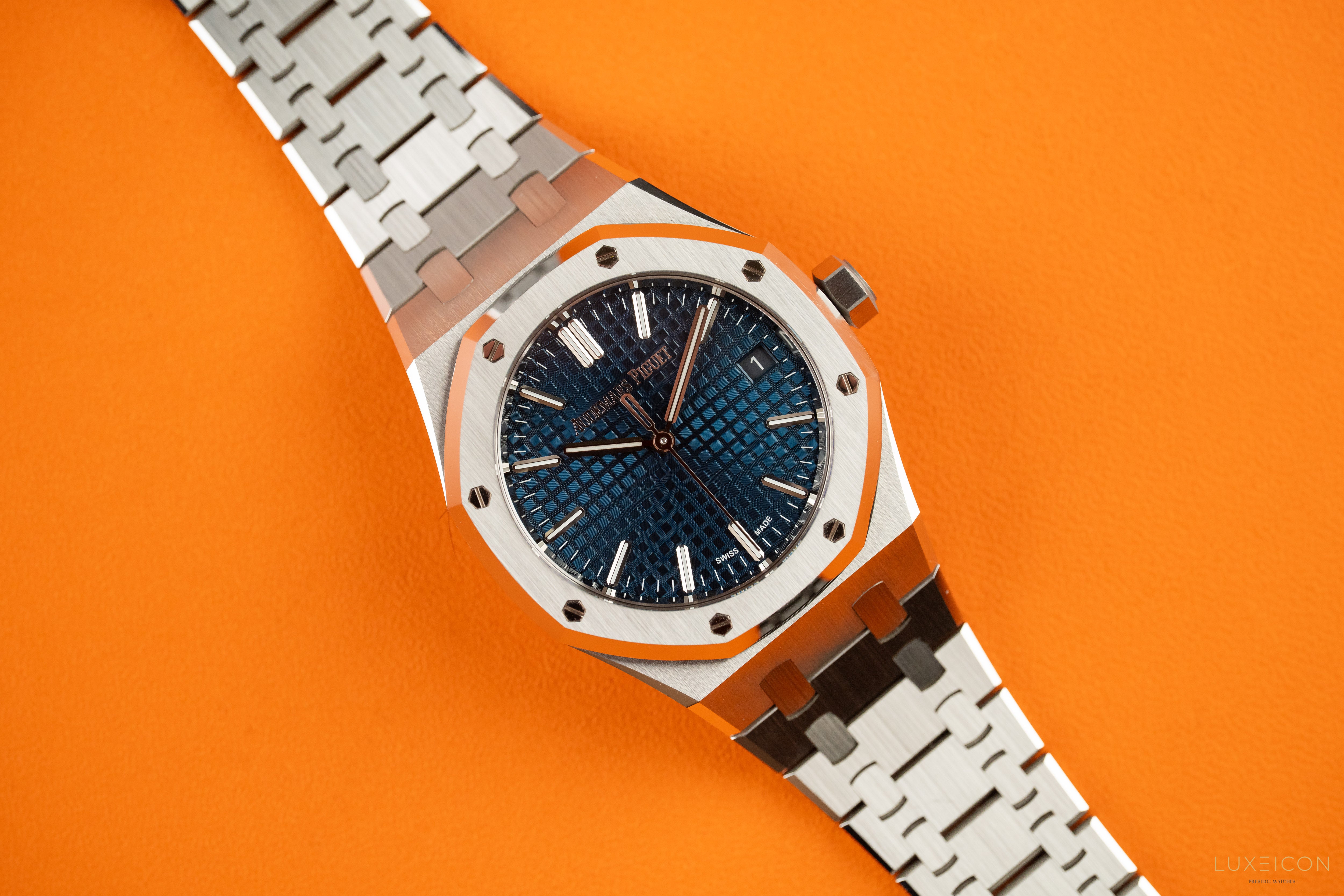 Audemars Piguet Royal Oak Selfwinding 37mm Blue Dial Stainless Steel 15550ST