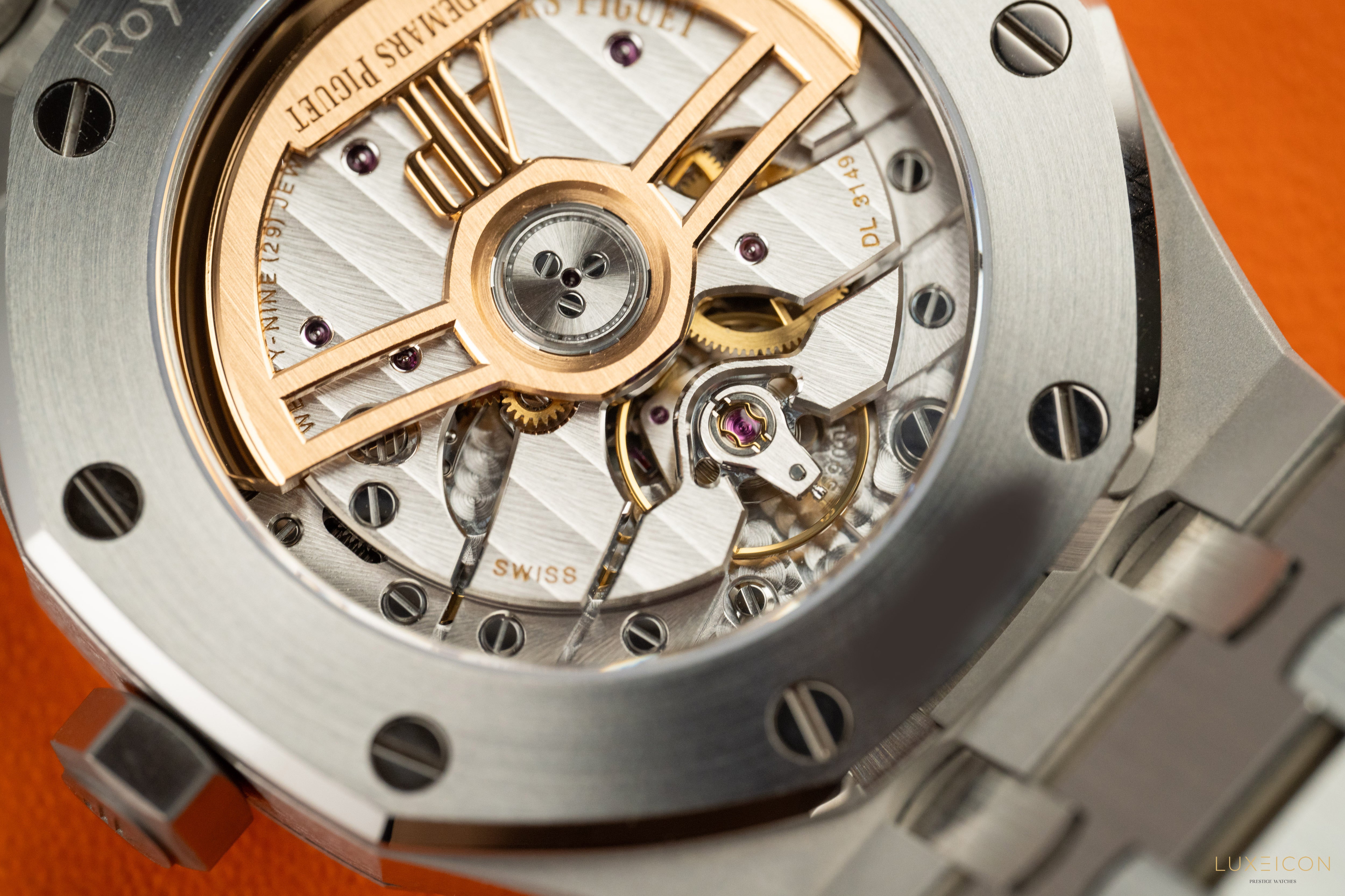 Audemars Piguet Royal Oak Selfwinding 37mm Blue Dial Stainless Steel 15550ST