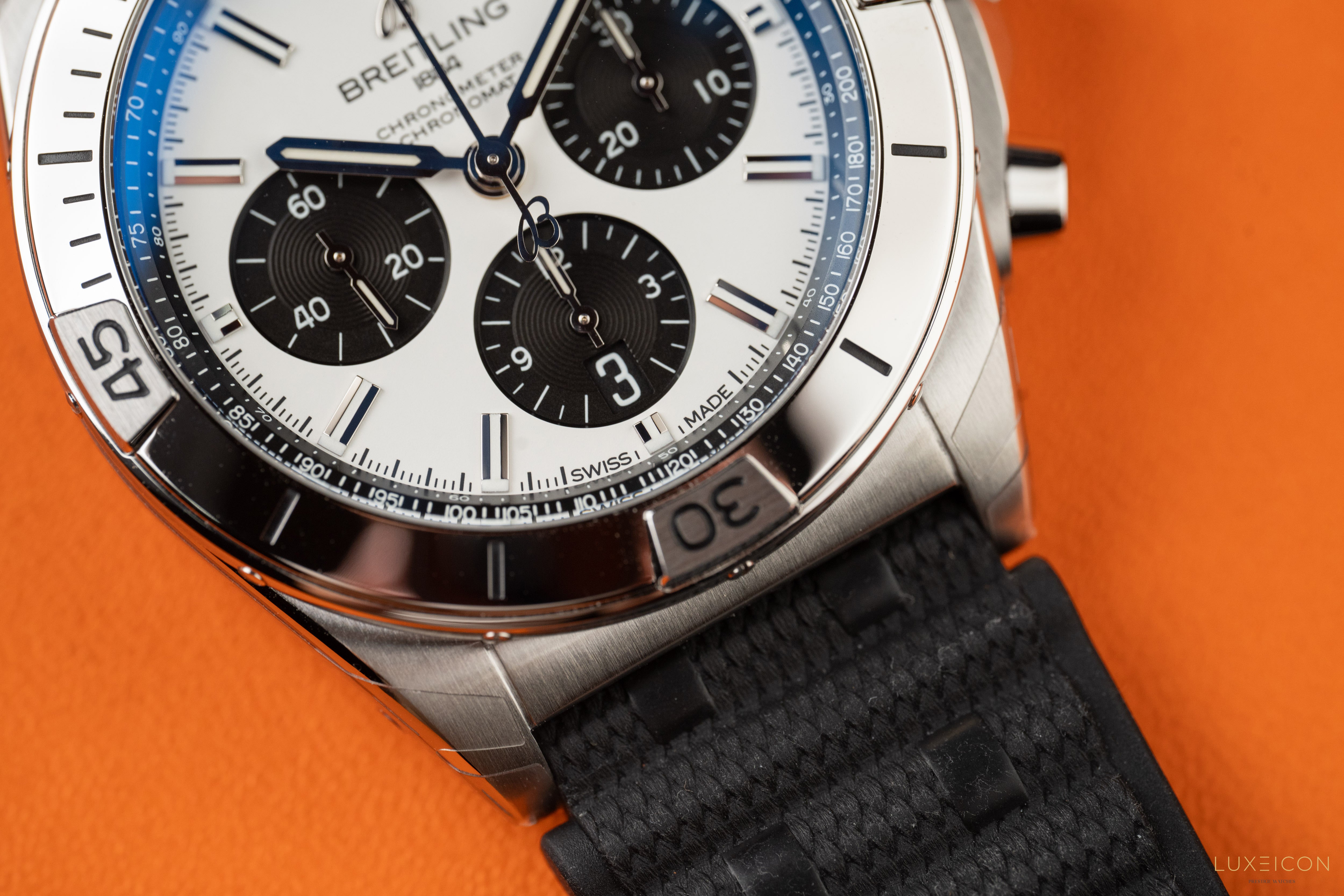 Breitling Chronomat 42 AB0134101G1S2 - Chronomat B01 42mm