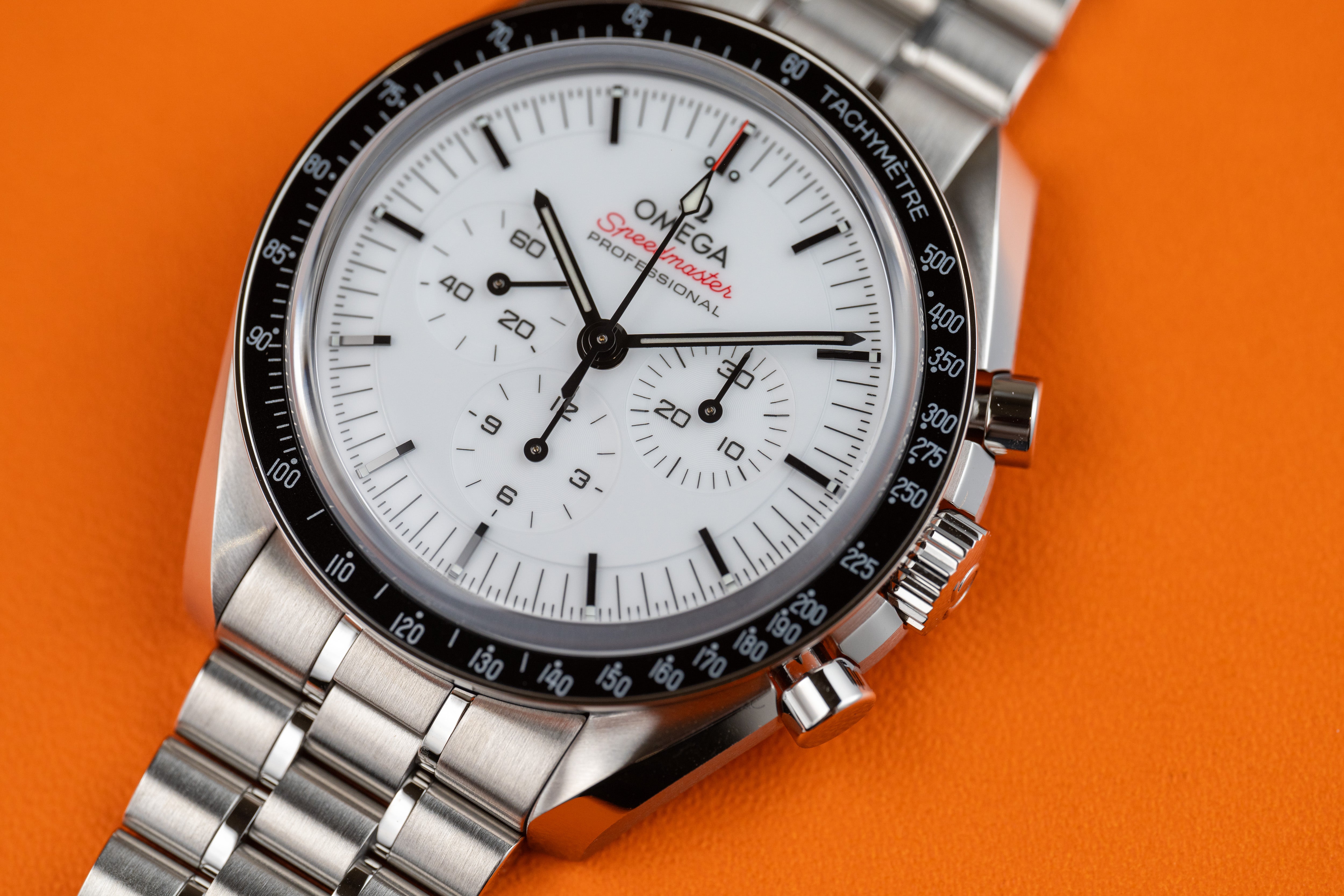 Omega Speedmaster Professional Moonwatch White 42mm 310.30.42.50.04.001