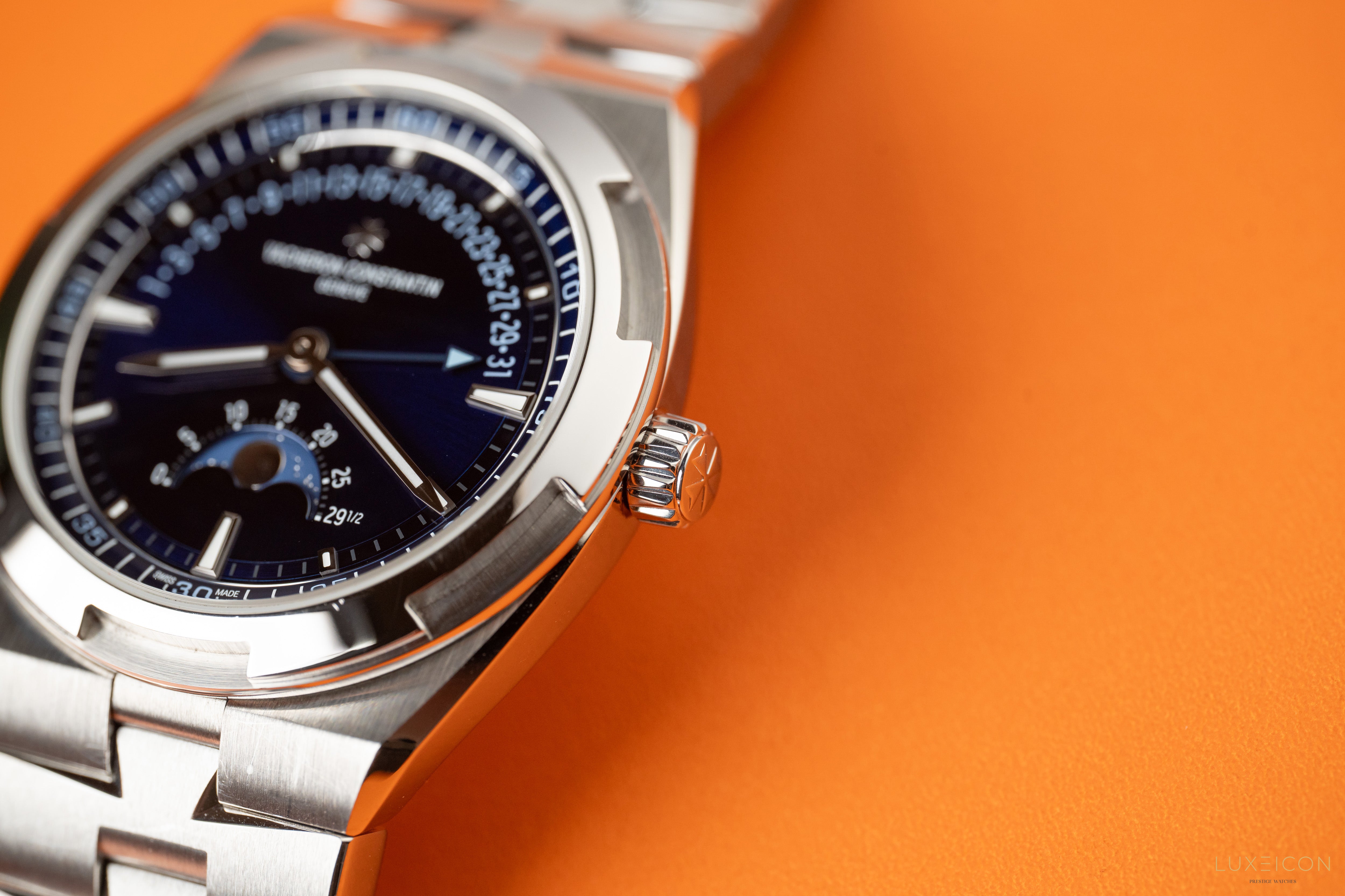 Vacheron Constantin Overseas Moonphase Retrograde Date Automatic 2025