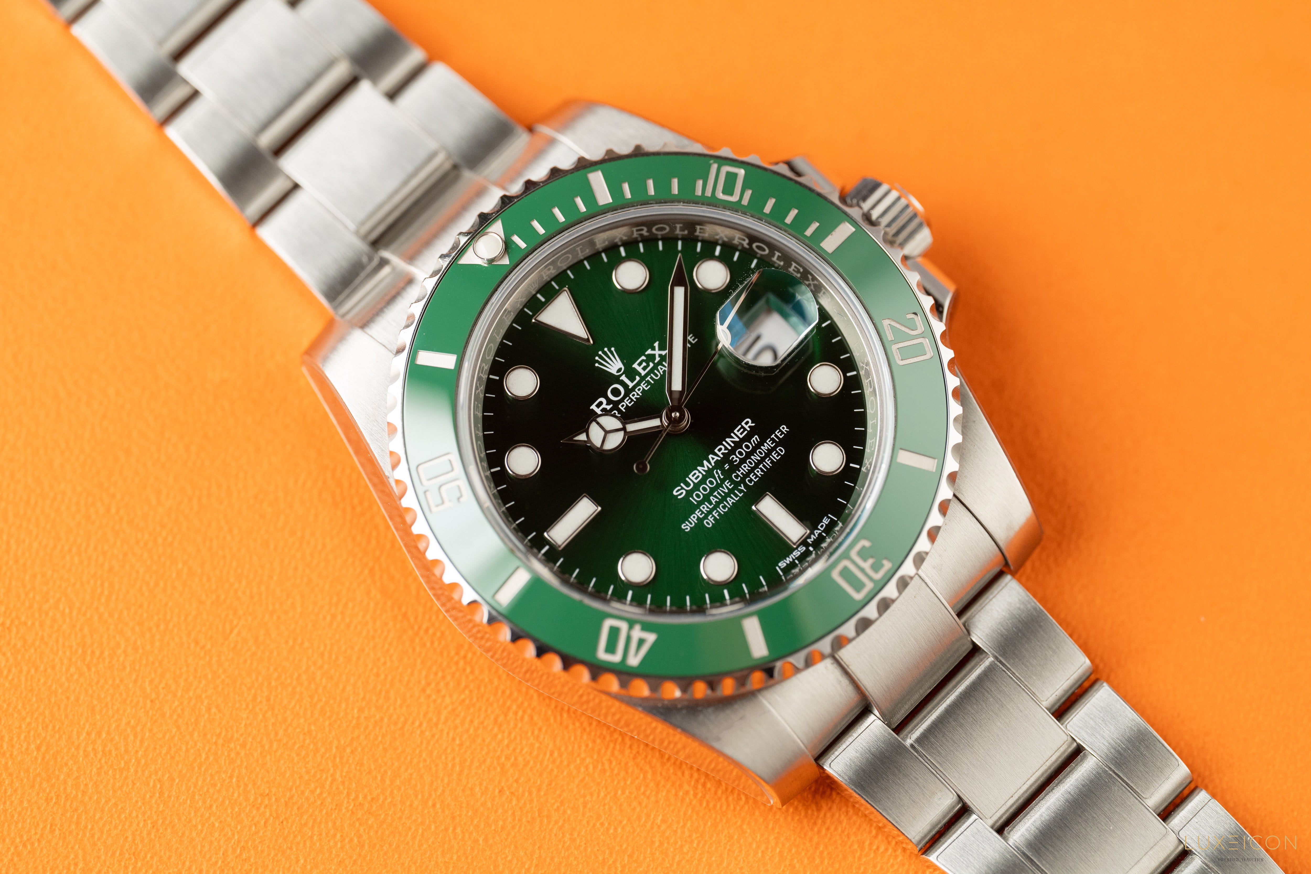 Rolex Submariner Date HULK Stainless Steel Green Ceramic 40mm Watch 116610 LV 2019