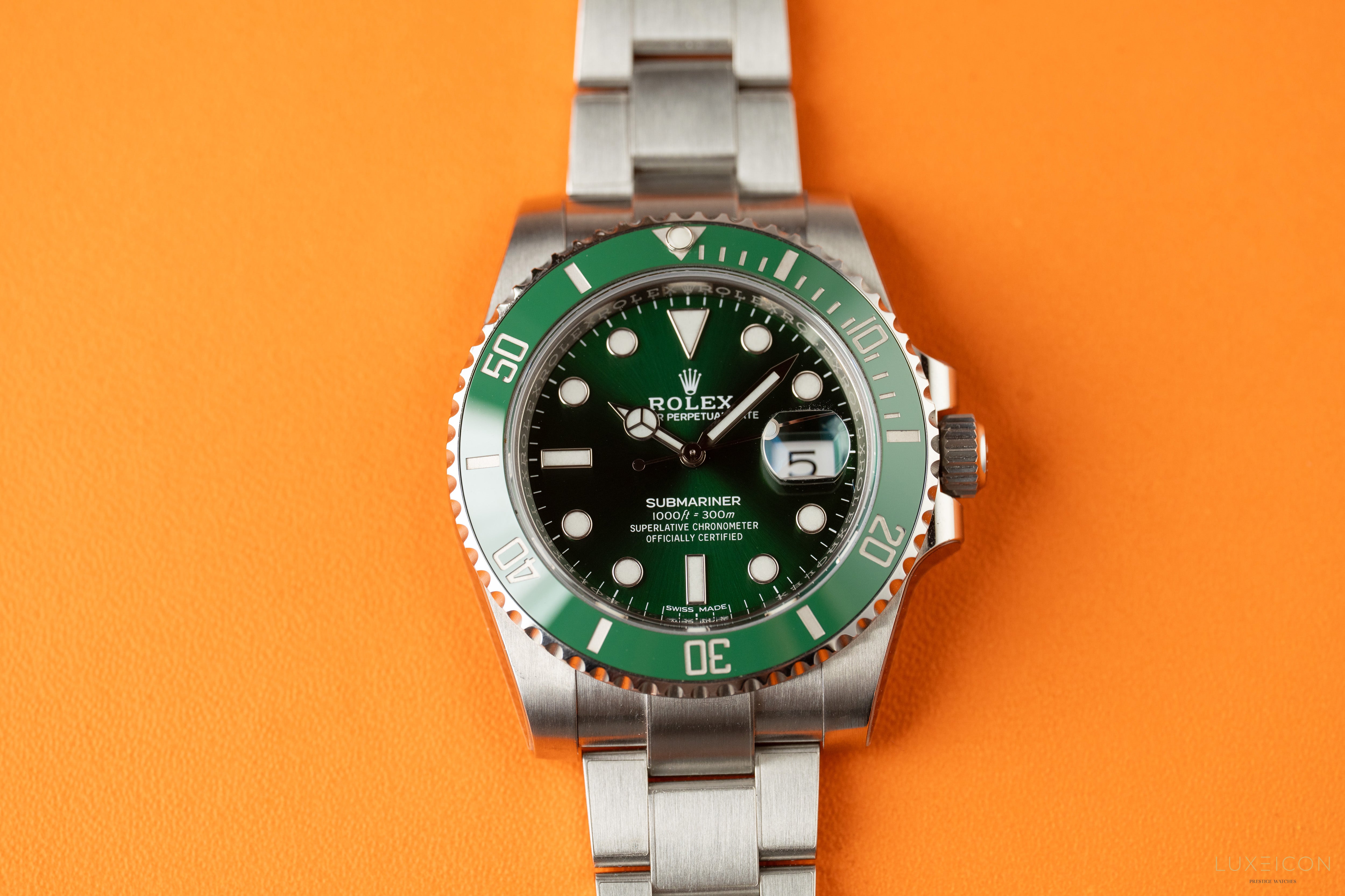 Rolex Submariner Date HULK Stainless Steel Green Ceramic 40mm Watch 116610 LV 2019