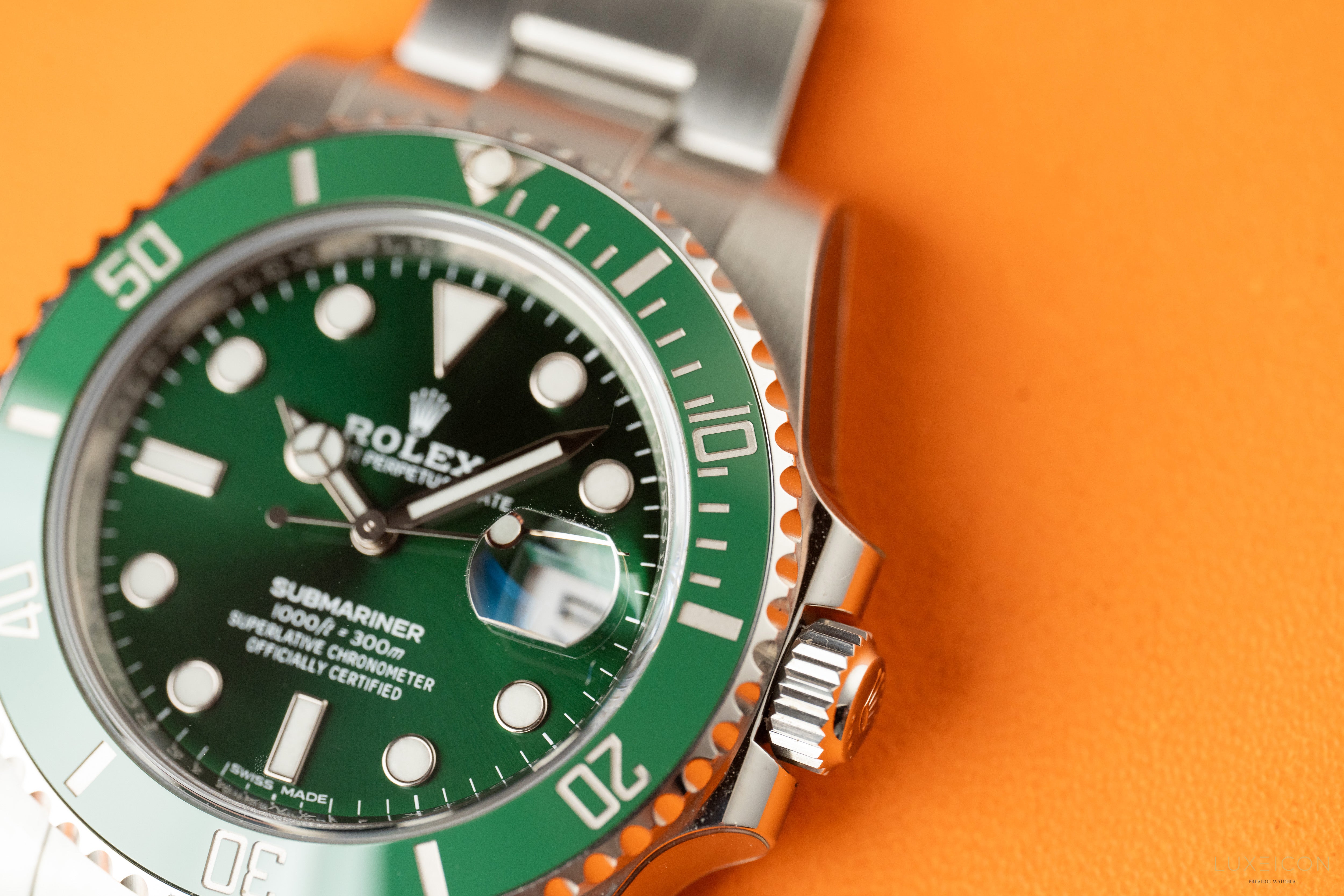 Rolex Submariner Date HULK Stainless Steel Green Ceramic 40mm Watch 116610 LV 2019