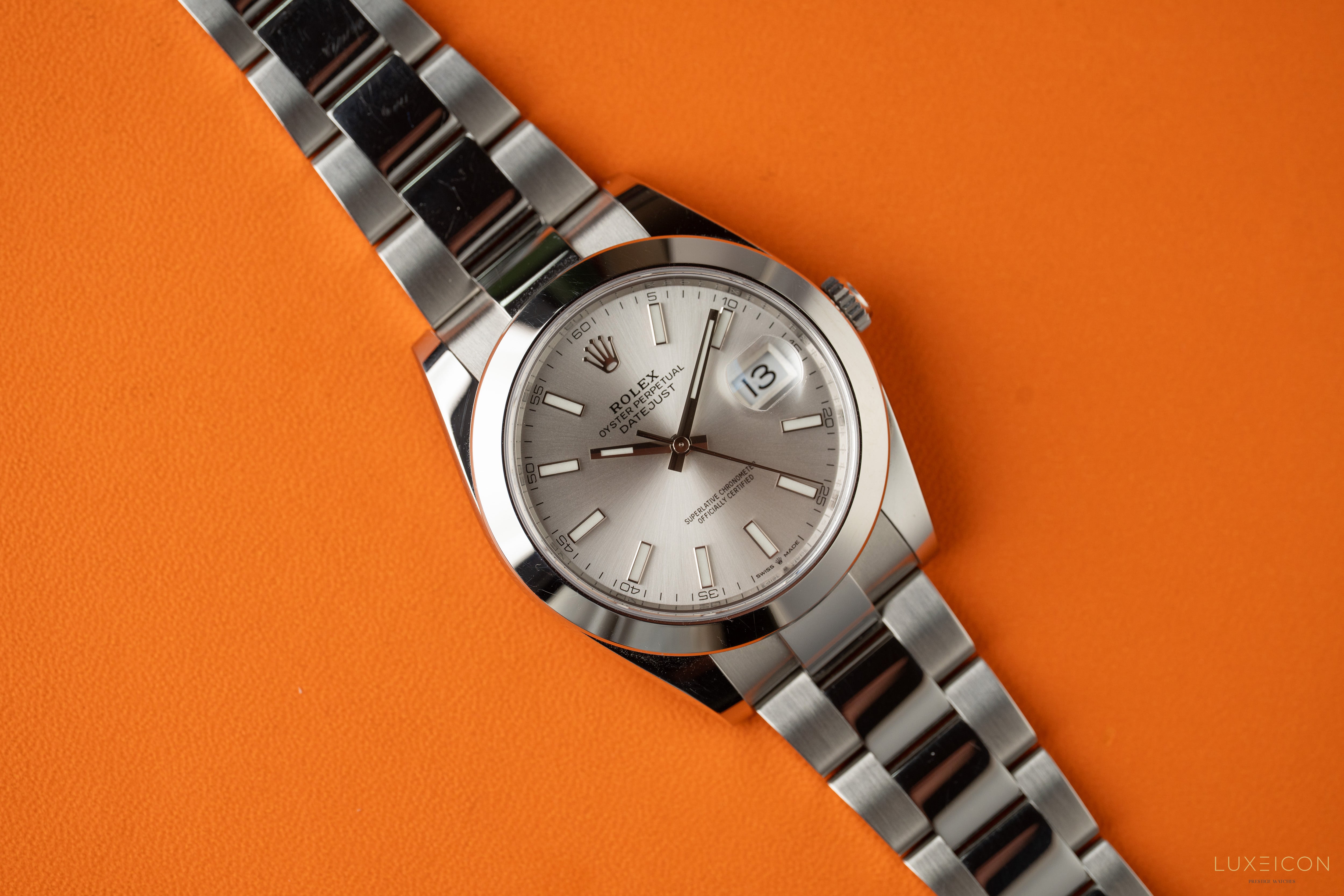 Rolex Datejust 41mm Stainless Steel Silver Index Dial &amp; Smooth Bezel 126300 2022