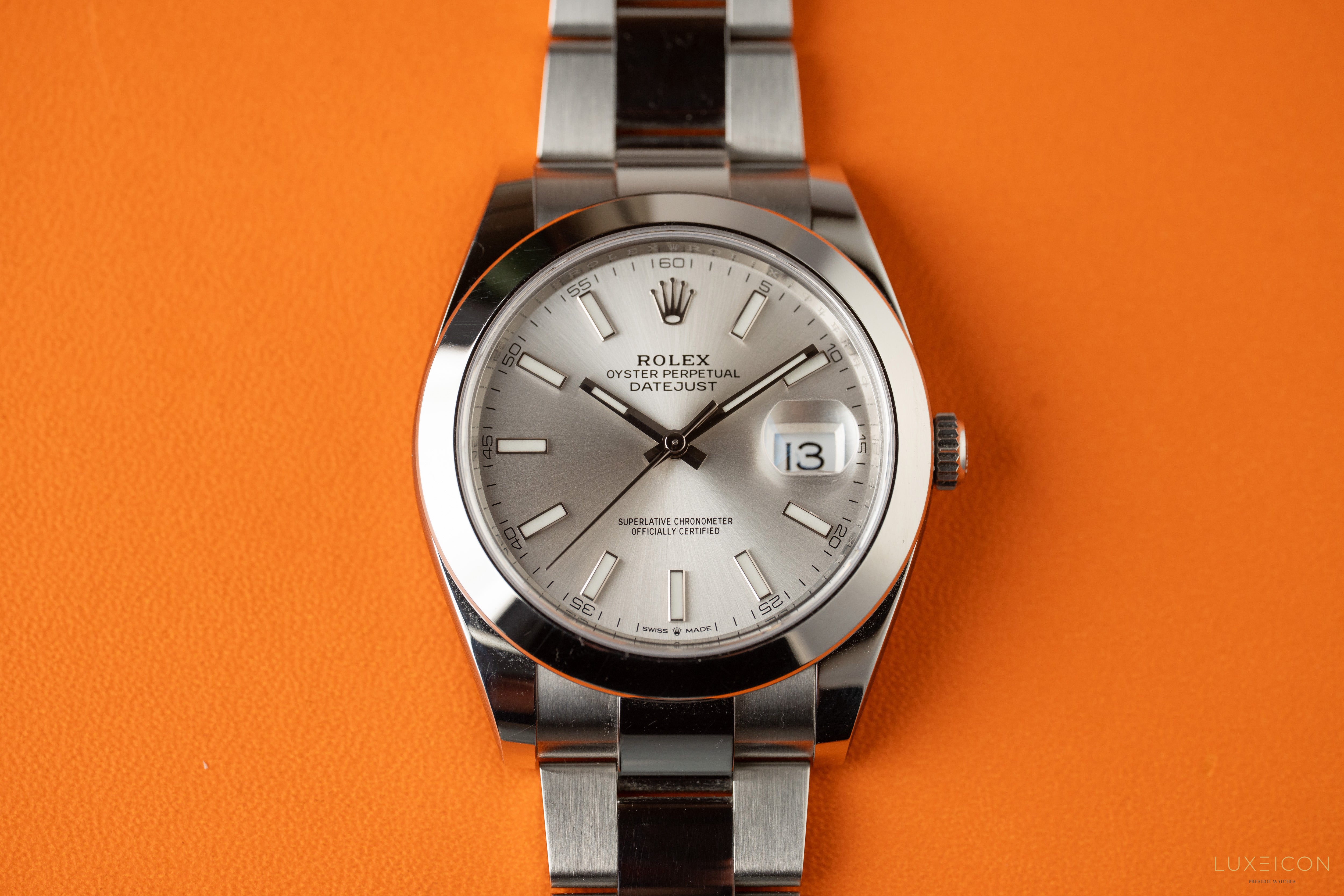 Rolex Datejust 41mm Stainless Steel Silver Index Dial &amp; Smooth Bezel 126300 2022