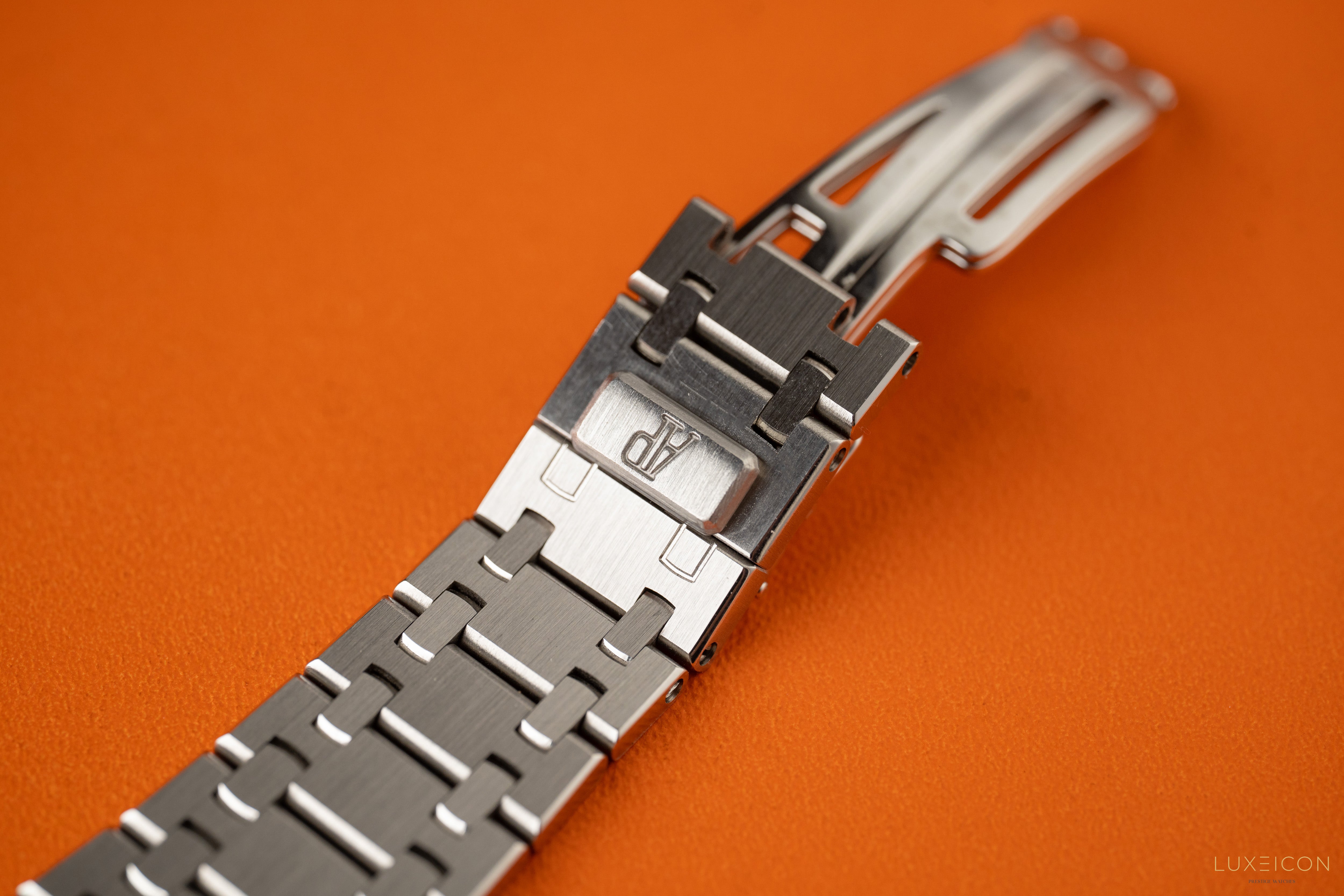 Audemars Piguet Royal Oak Dual Time Blue Dial 25730ST 2007 Fullset