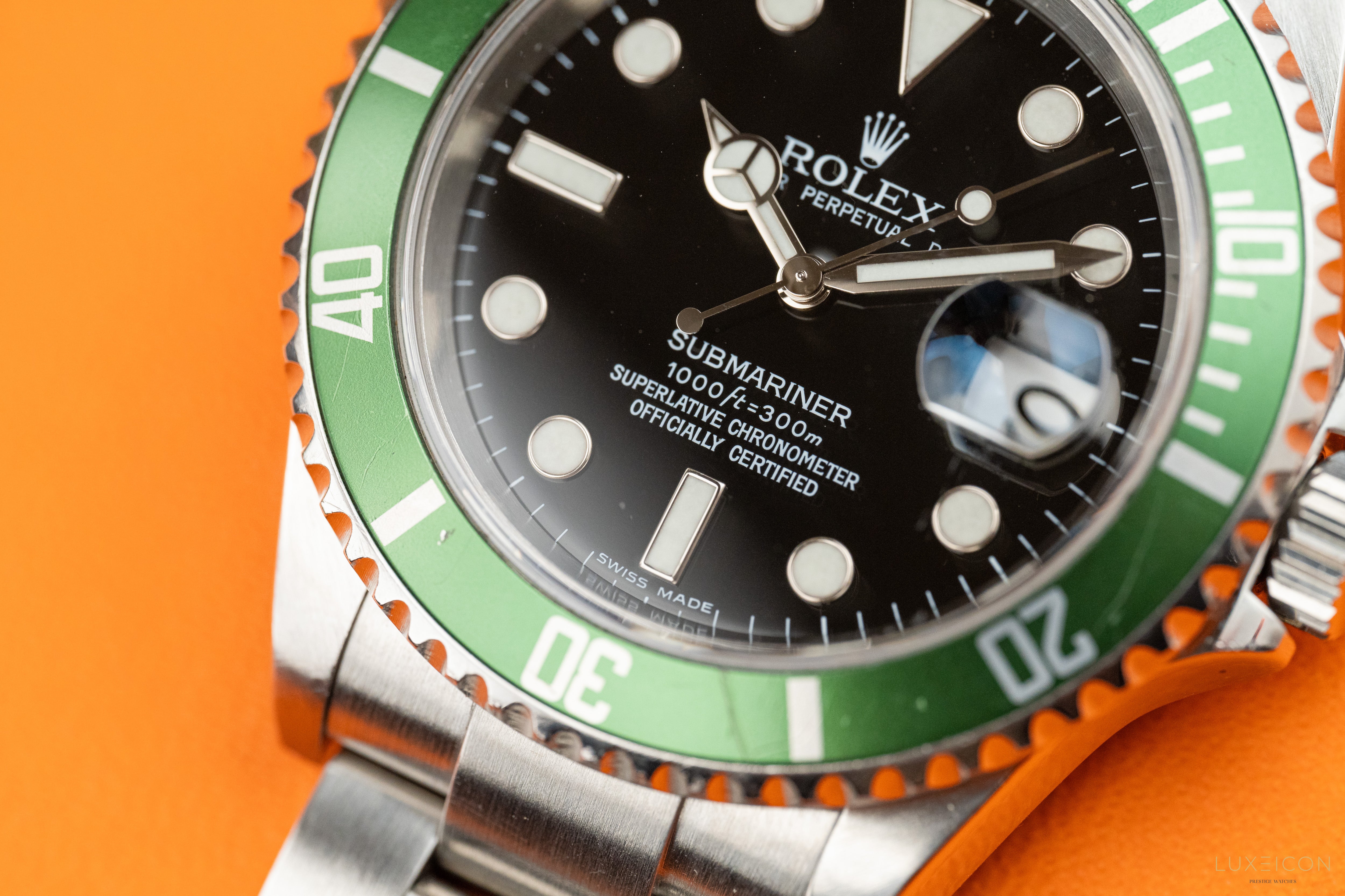 Rolex Submariner Date Stainless Steel Green Kermit 40mm 16610LV 2006