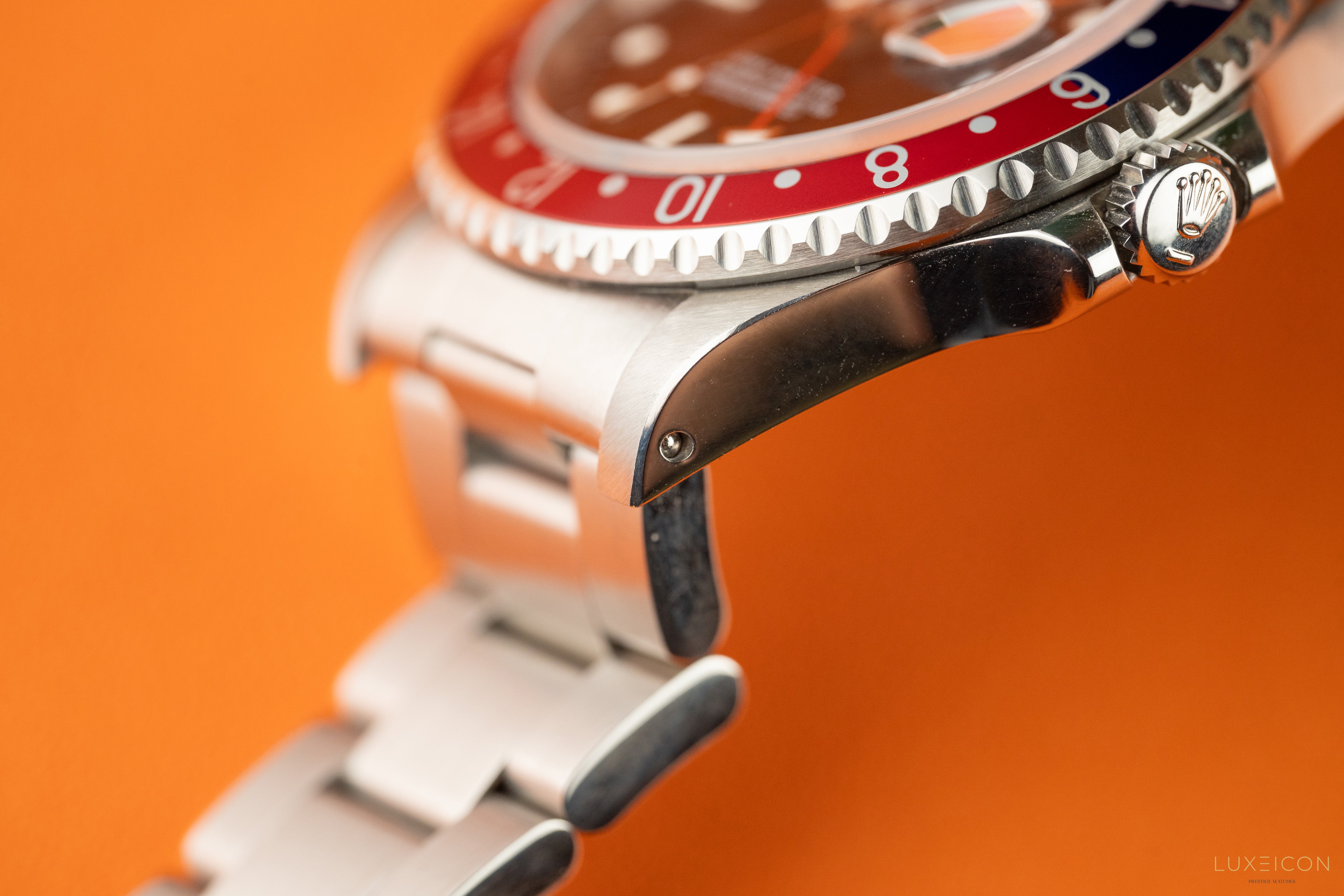 Rolex GMT-Master 40mm 16700 Pepsi Bezel Steel Black Dial 1991