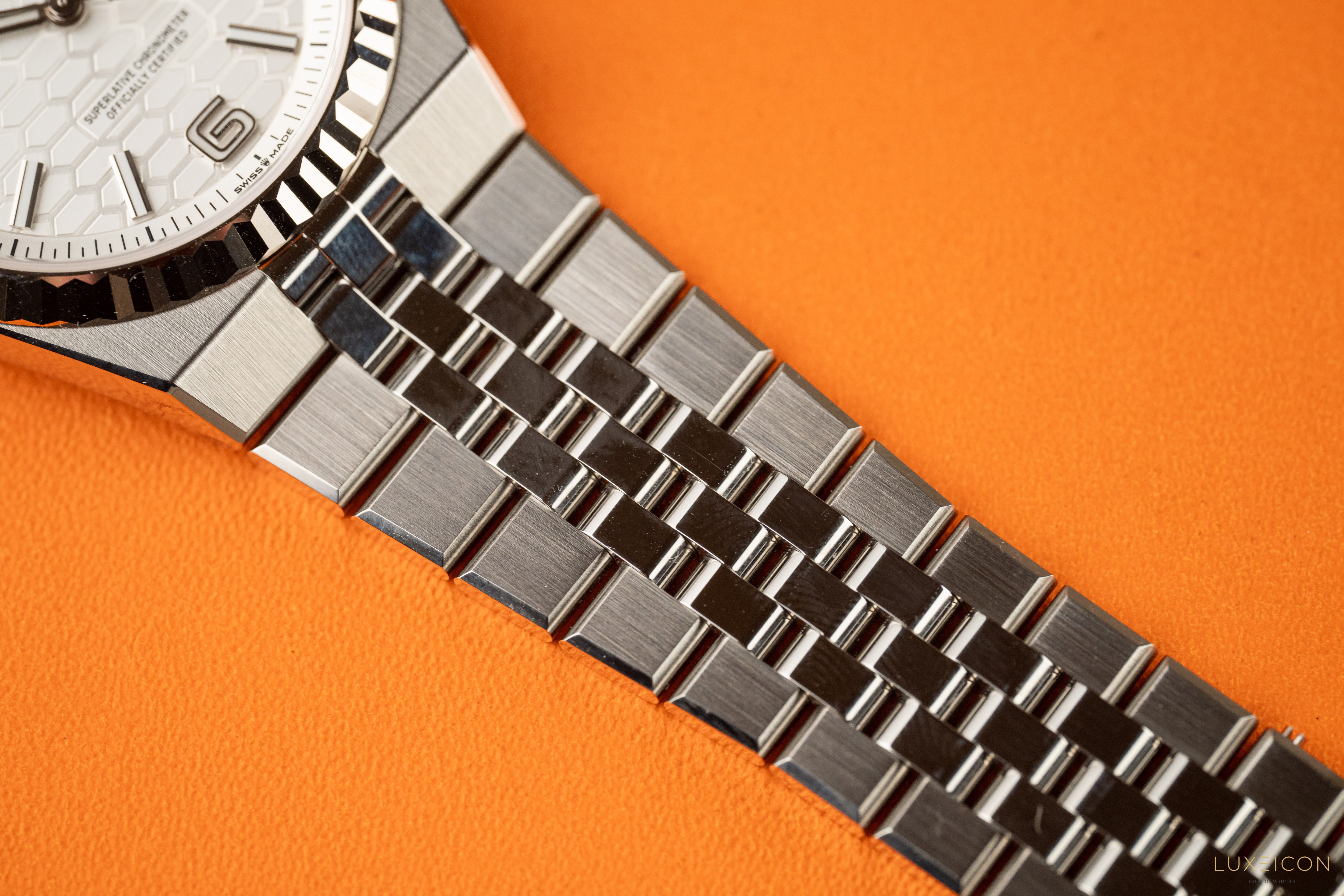 Rolex Land-Dweller 127234 36mm White Honeycomb Flat Jubilee 2026