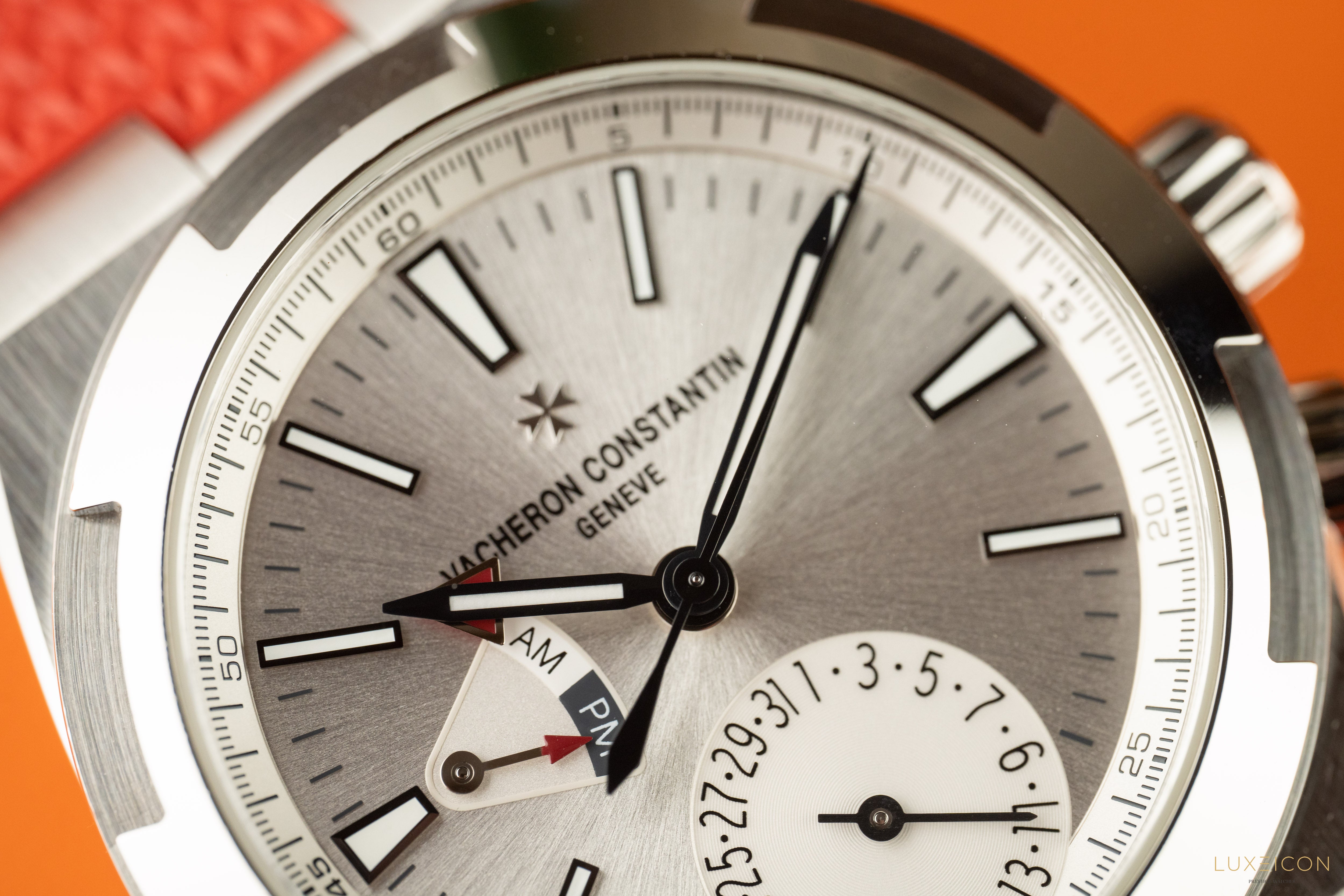 Vacheron Constantin Overseas Dual Time Silver Dial 7920V 2024 Fullset