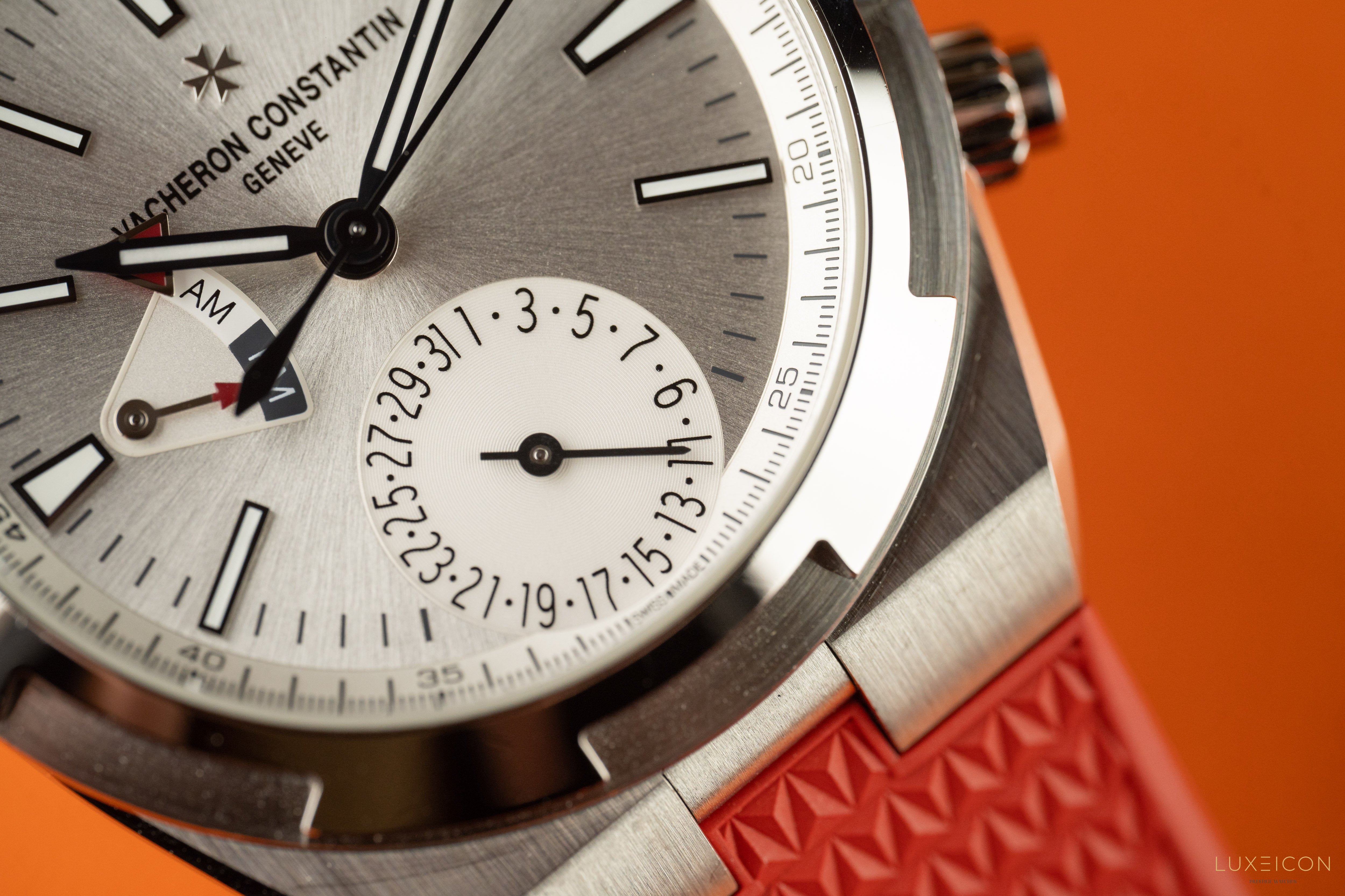 Vacheron Constantin Overseas Dual Time Silver Dial 7920V 2024 Fullset