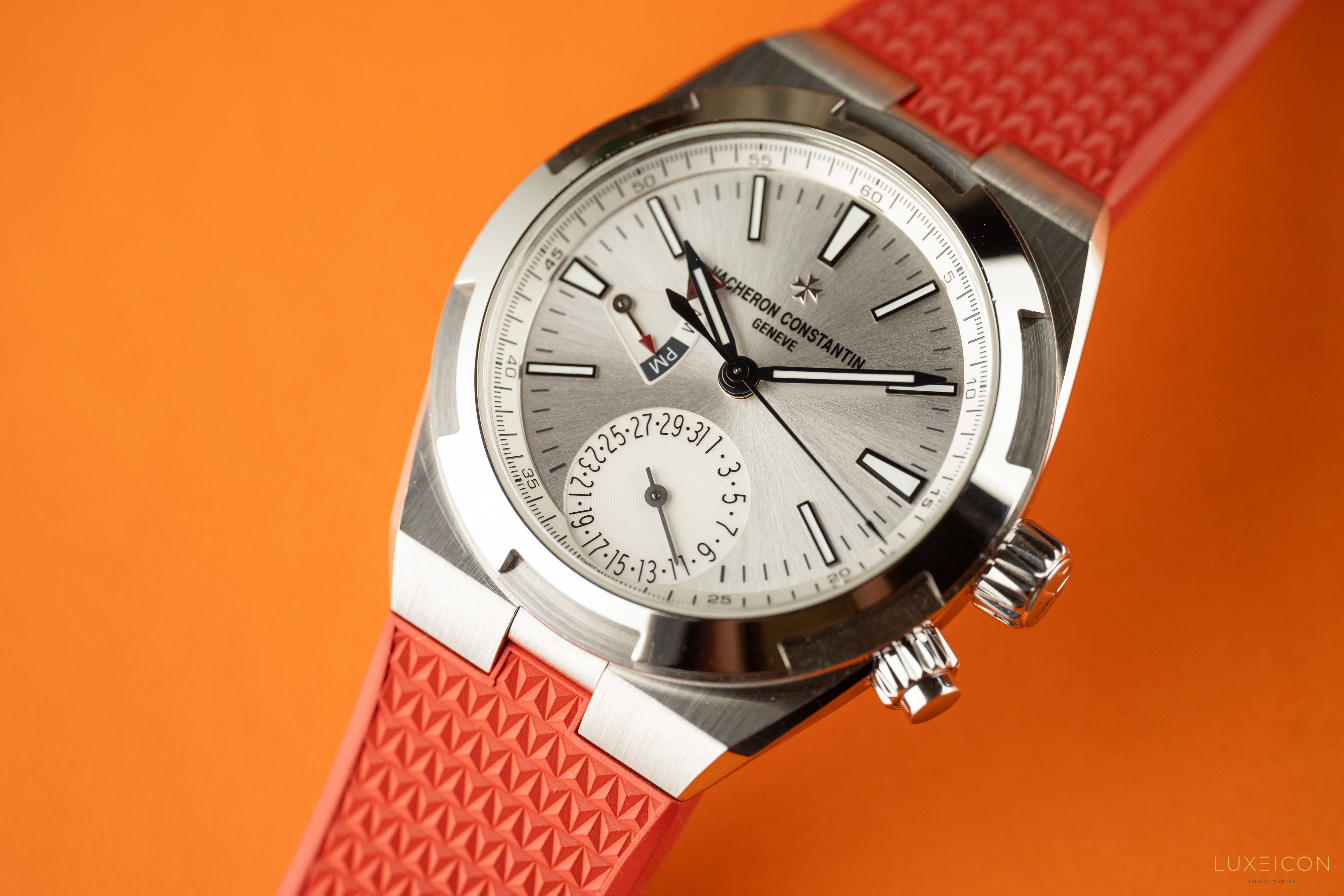 Vacheron Constantin Overseas Dual Time Silver Dial 7920V 2024 Fullset