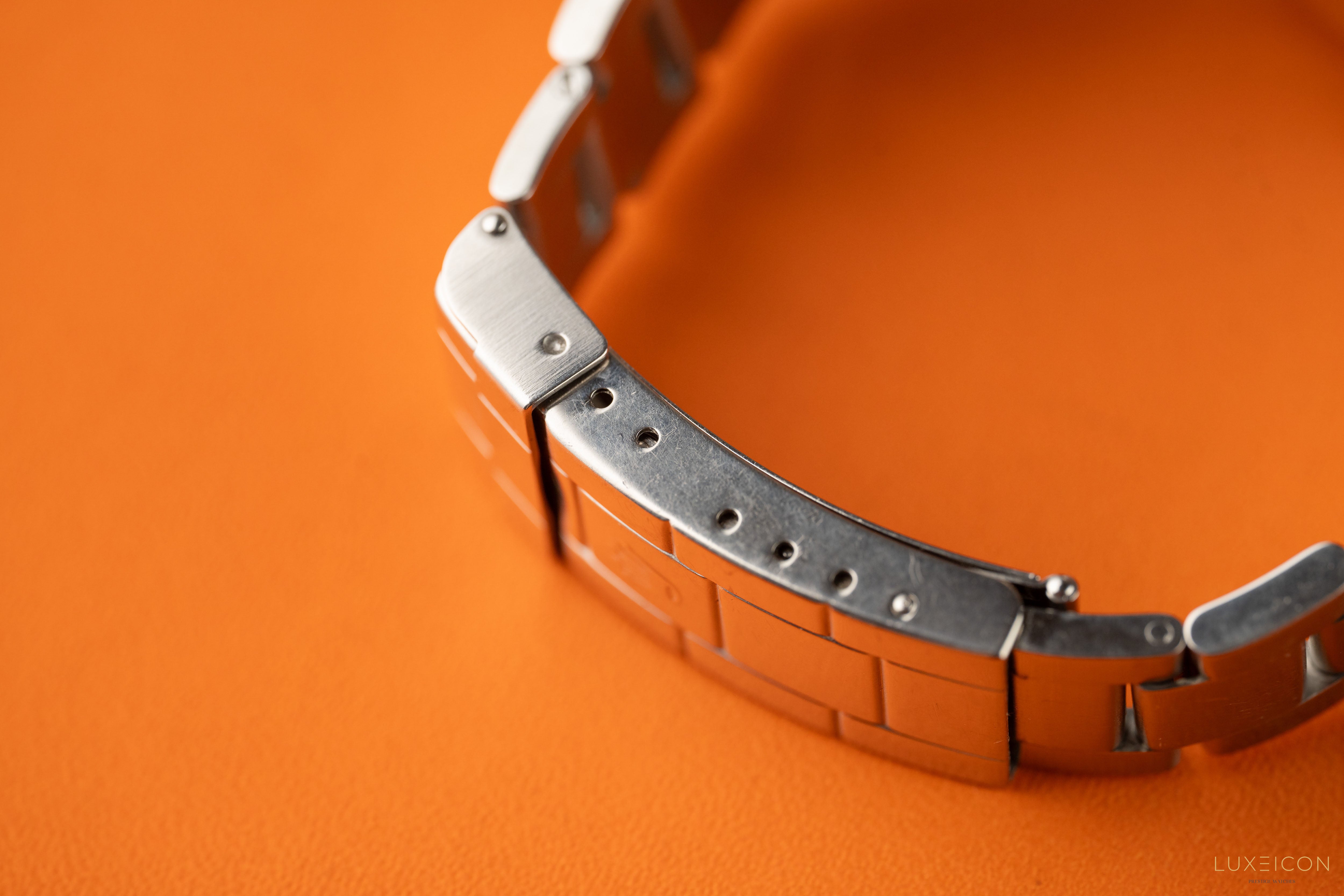 Rolex Sea-Dweller 4000 40mm Stainless Steel Black dial 16600 2001 Fullset