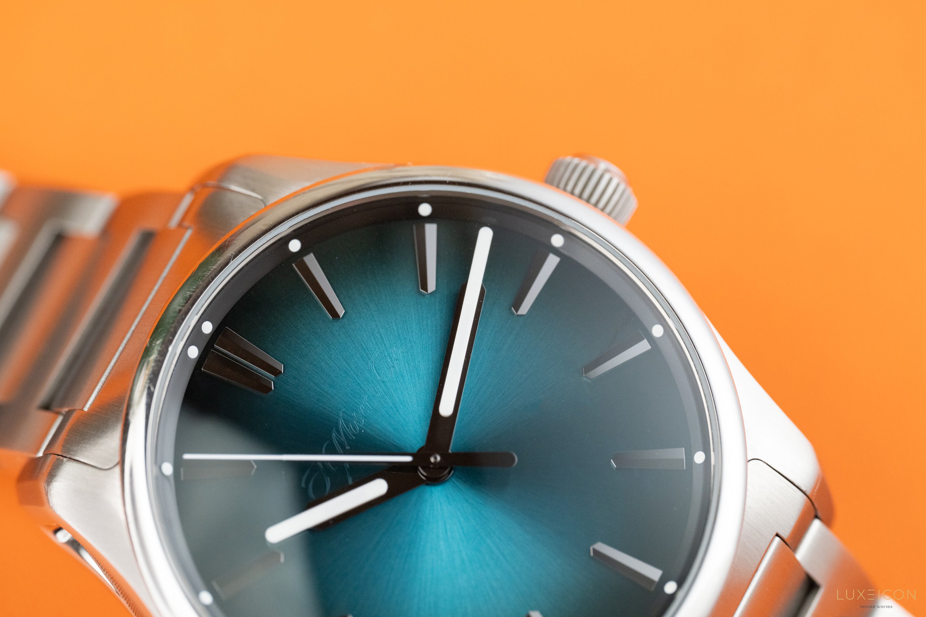 H.Mose & Cie. Pioneer Centre Seconds Mega Cool Blue Lagoon 3200-1214