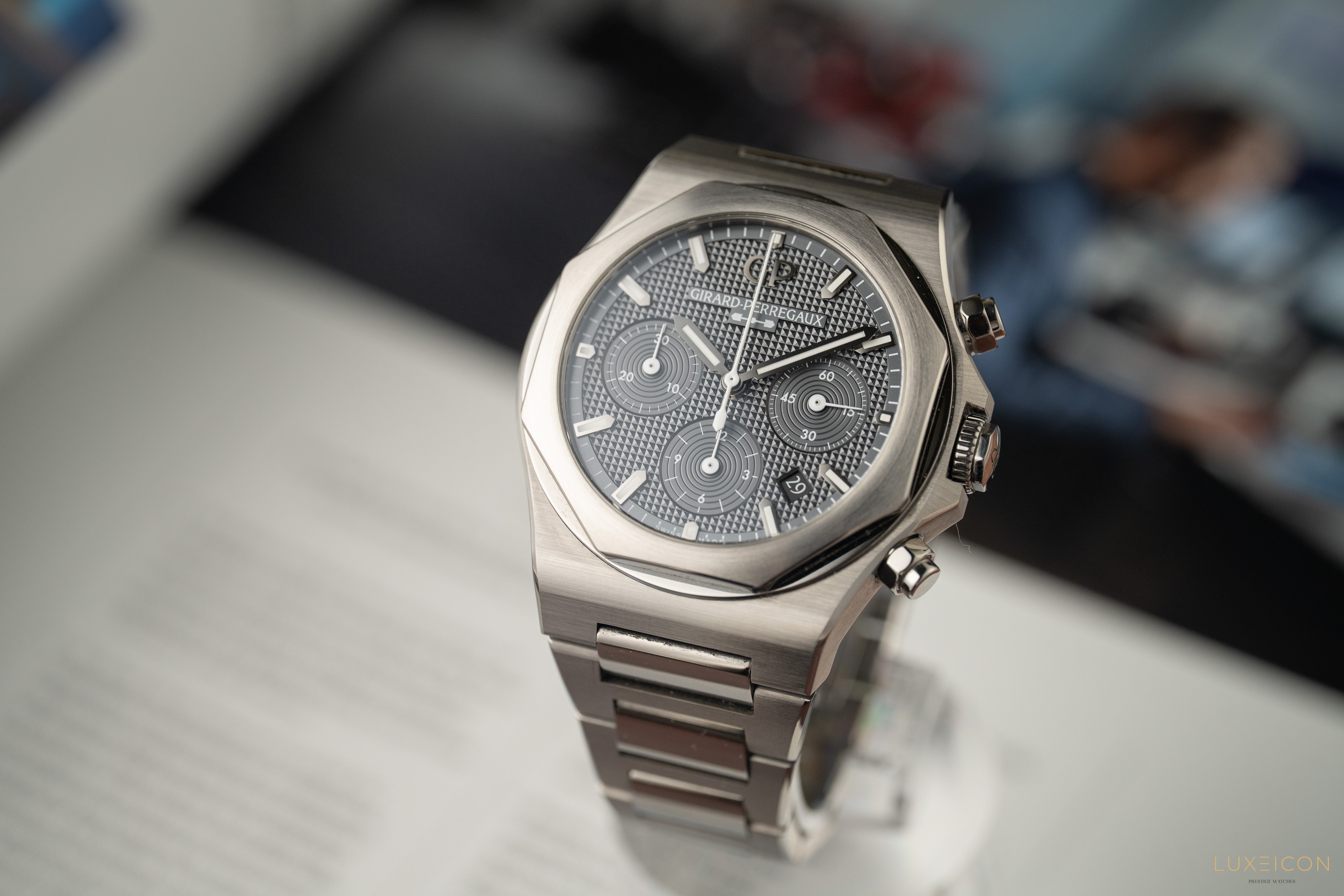 Girard Perregaux Laureato 81020-21-3263-1CM Automatic Titanium 2024