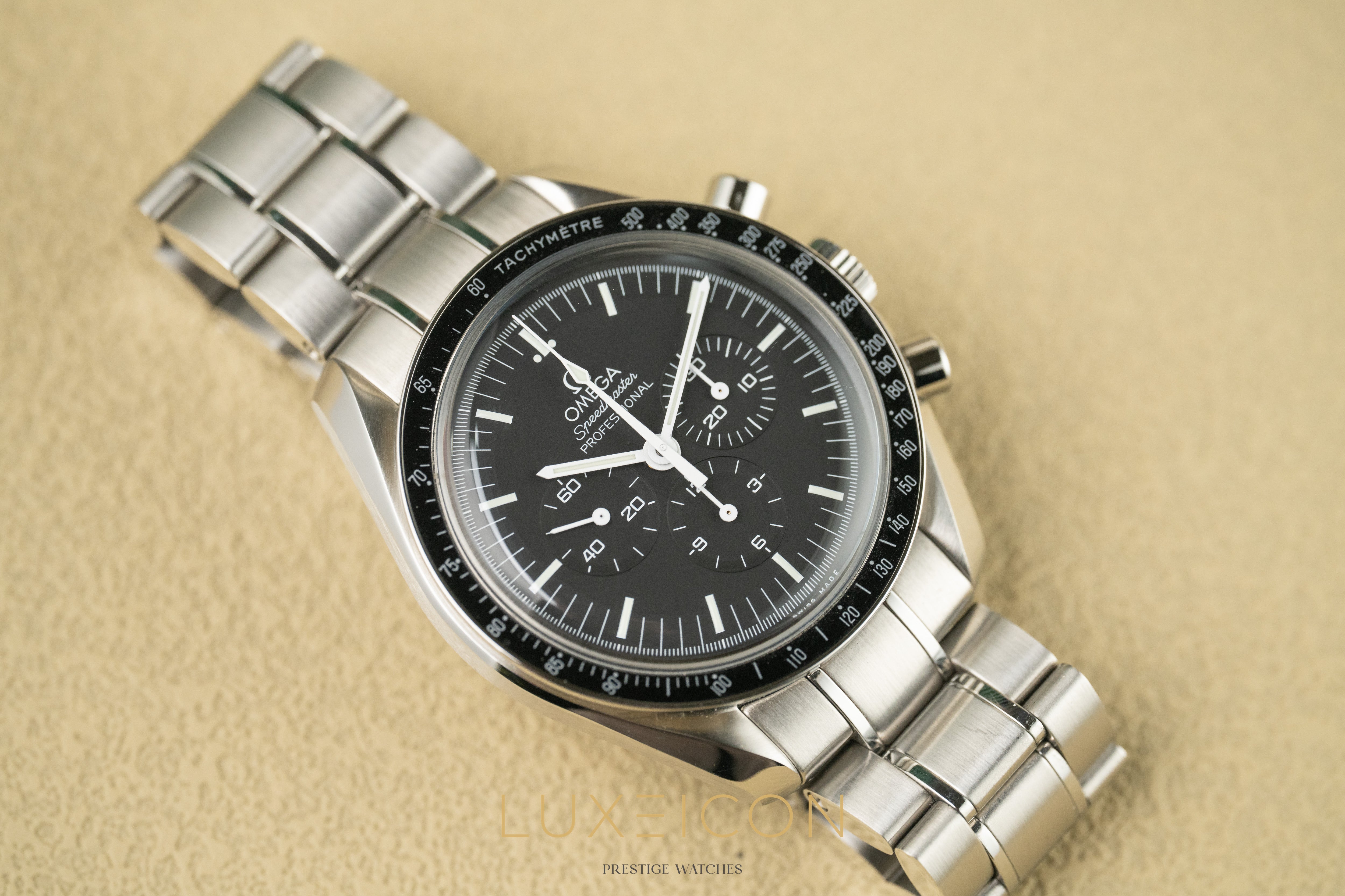 Omega Speedmaster Professional Moonwatch Hesalite Big Box Presentation 2021