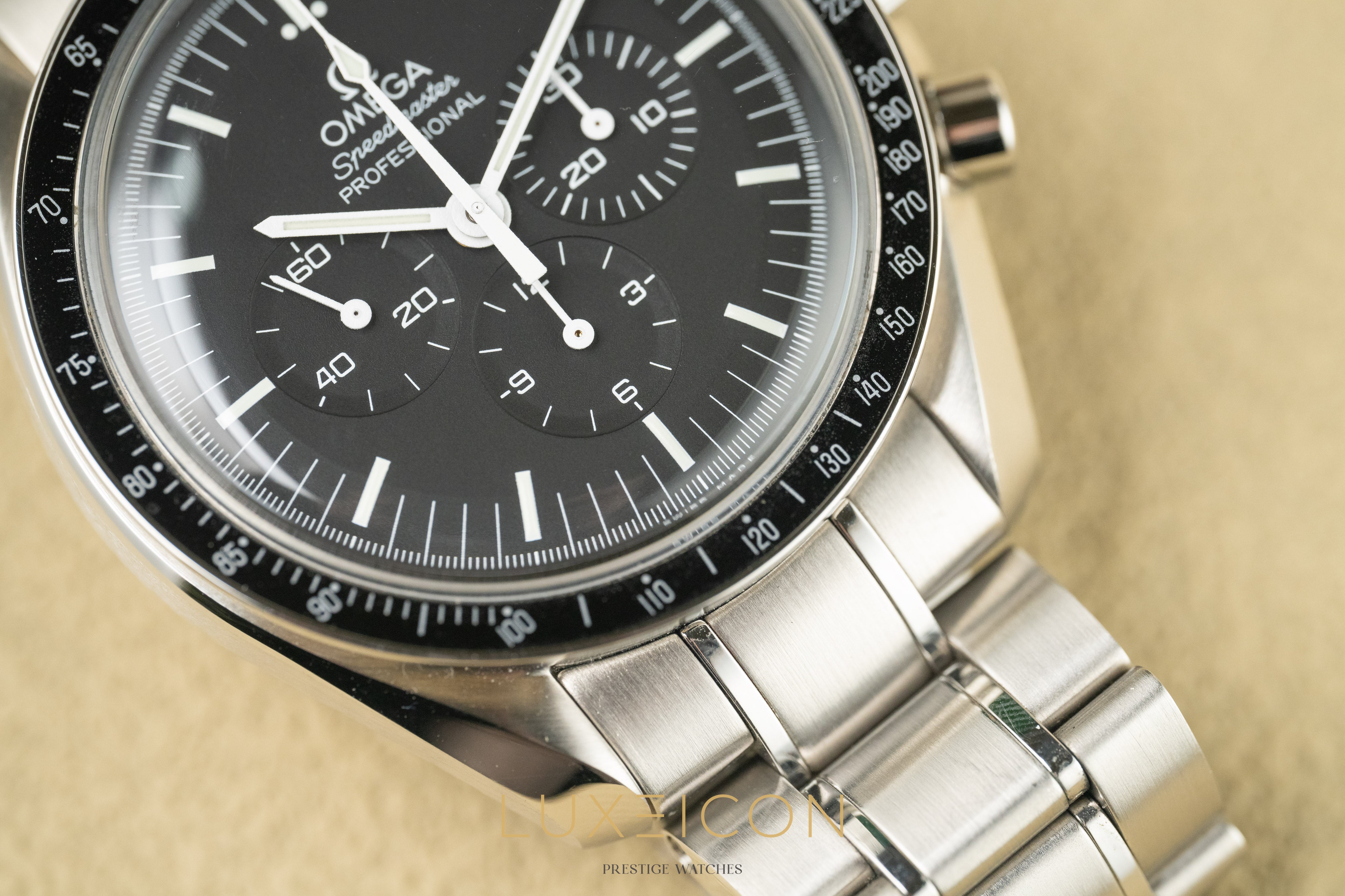 Omega Speedmaster Professional Moonwatch Hesalite Big Box Presentation 2021