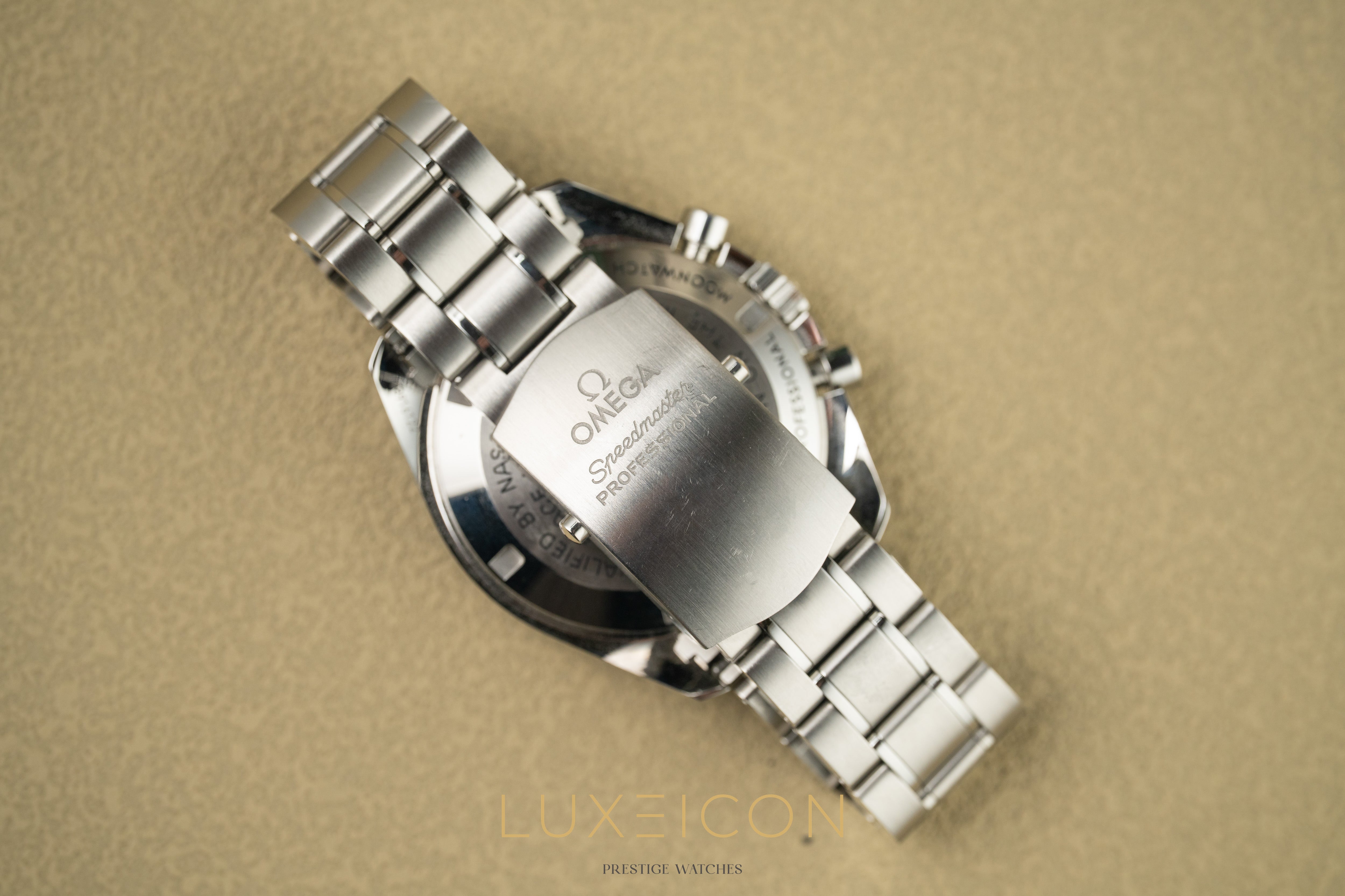 Omega Speedmaster Professional Moonwatch Hesalite Big Box Presentation 2021